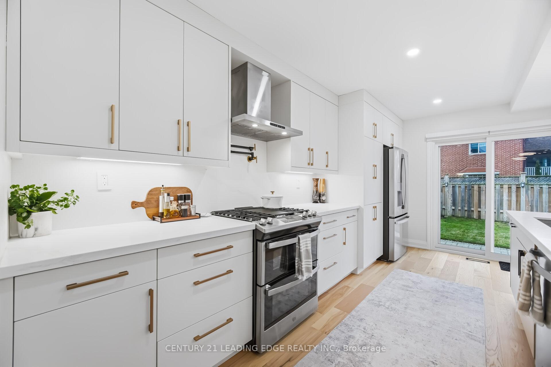 Photo 23 of 923 Redbird Crescent, Pickering, Liverpool — HOMEH