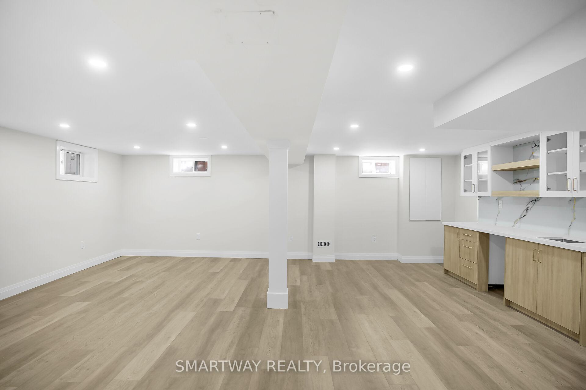 Photo 29 of 633 Donegal Drive, London, North P — HOMEH