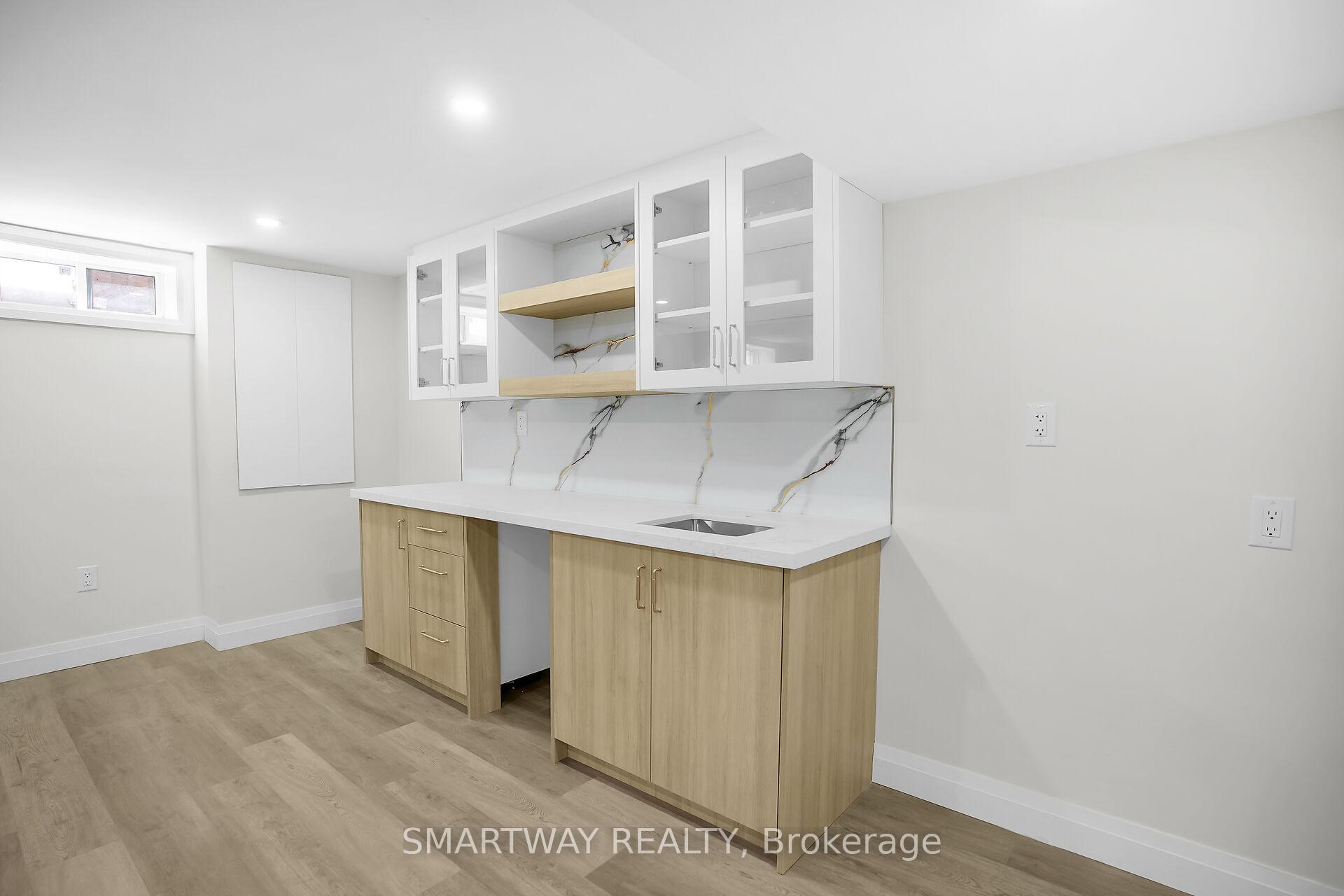 Photo 30 of 633 Donegal Drive, London, North P — HOMEH