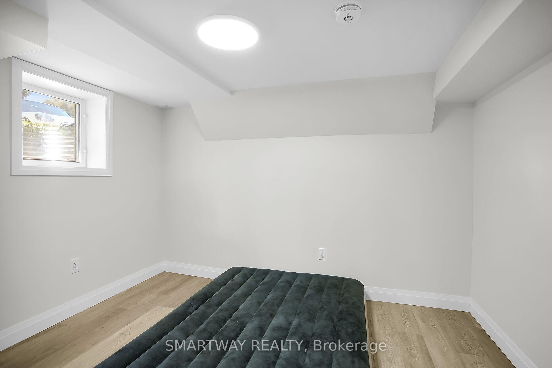 Photo 34 of 633 Donegal Drive, London, North P — HOMEH