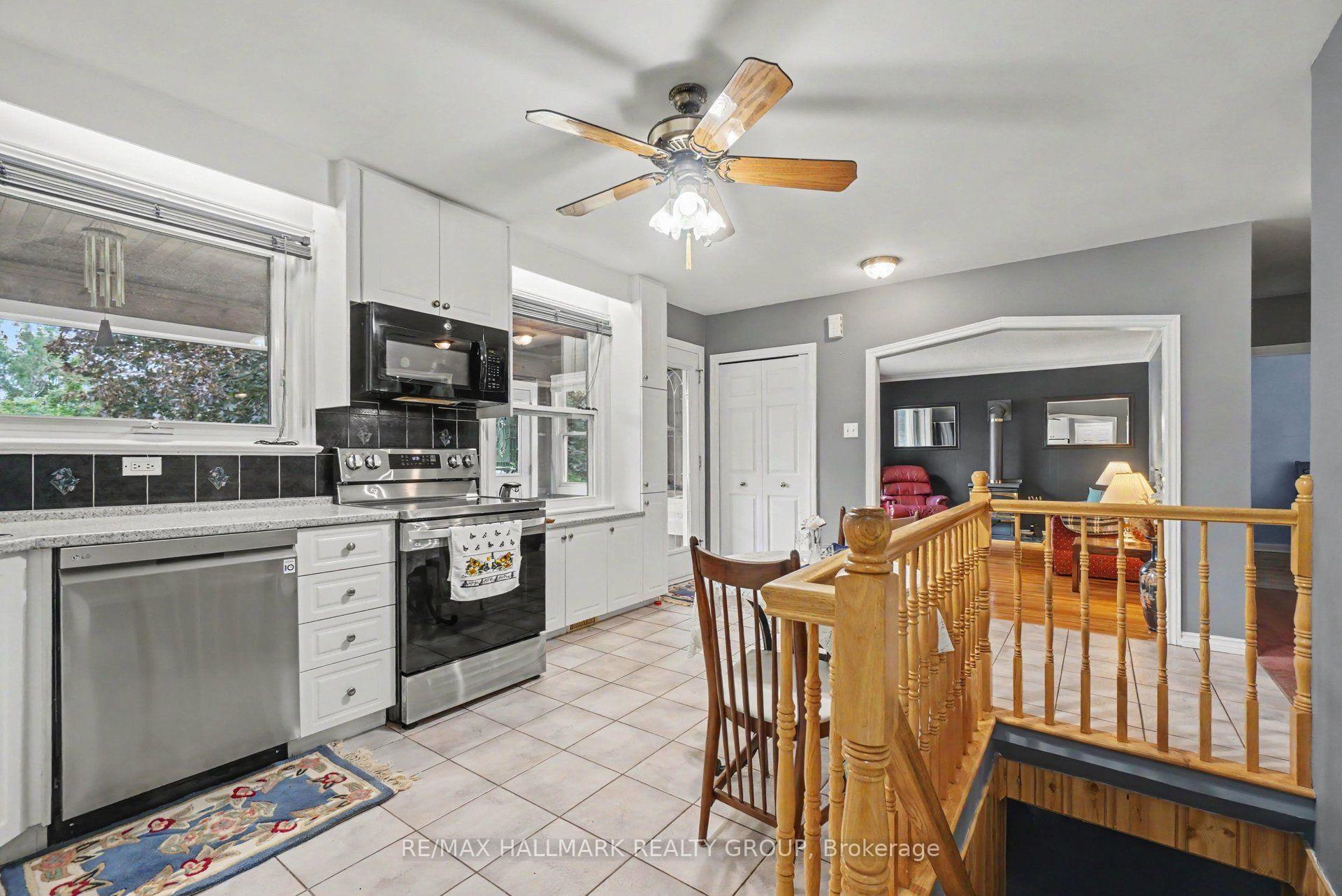 Photo 8 of 1839 Hutton Avenue, Ottawa, Elmvale Acres — HOMEH