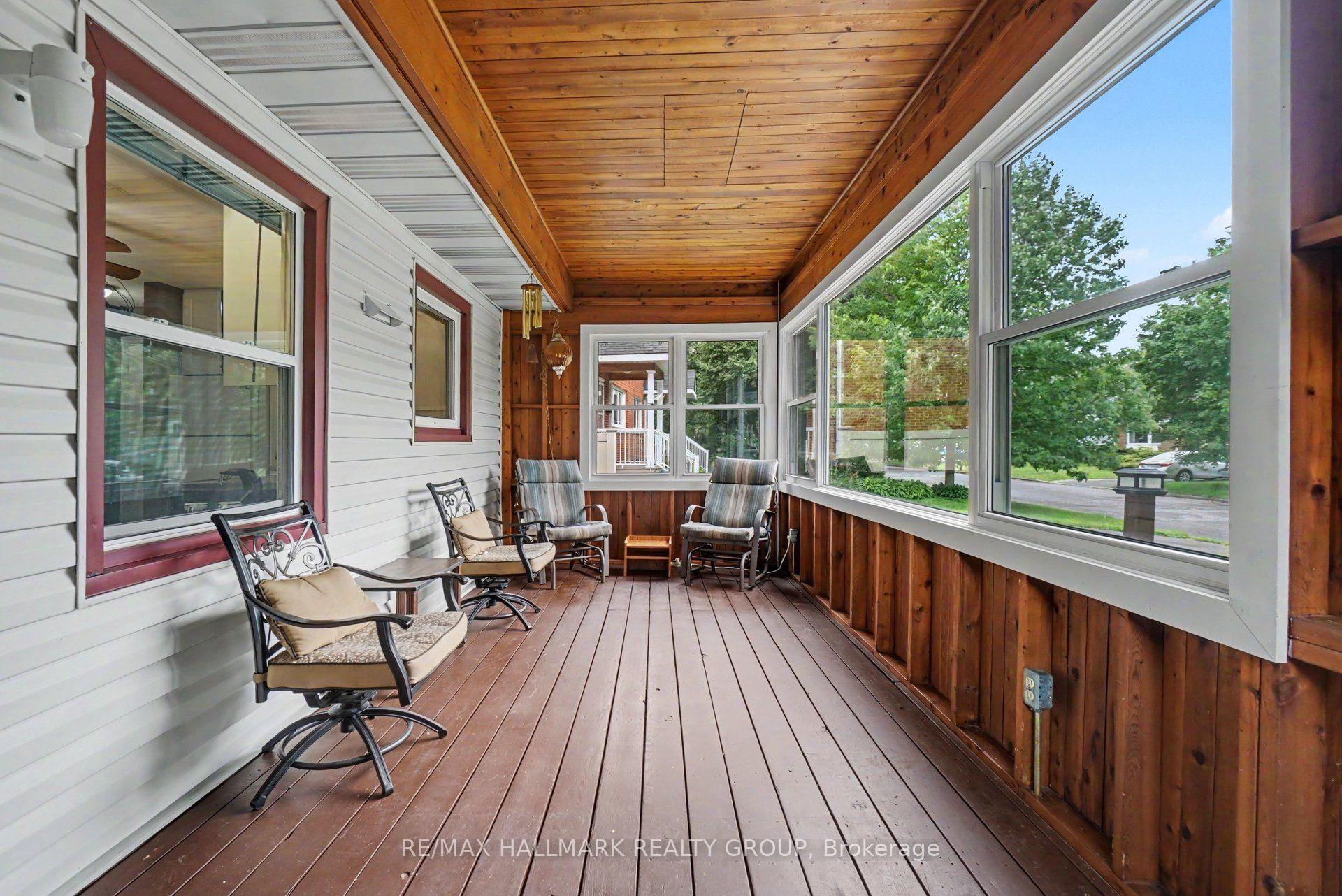 Photo 12 of 1839 Hutton Avenue, Ottawa, Elmvale Acres — HOMEH