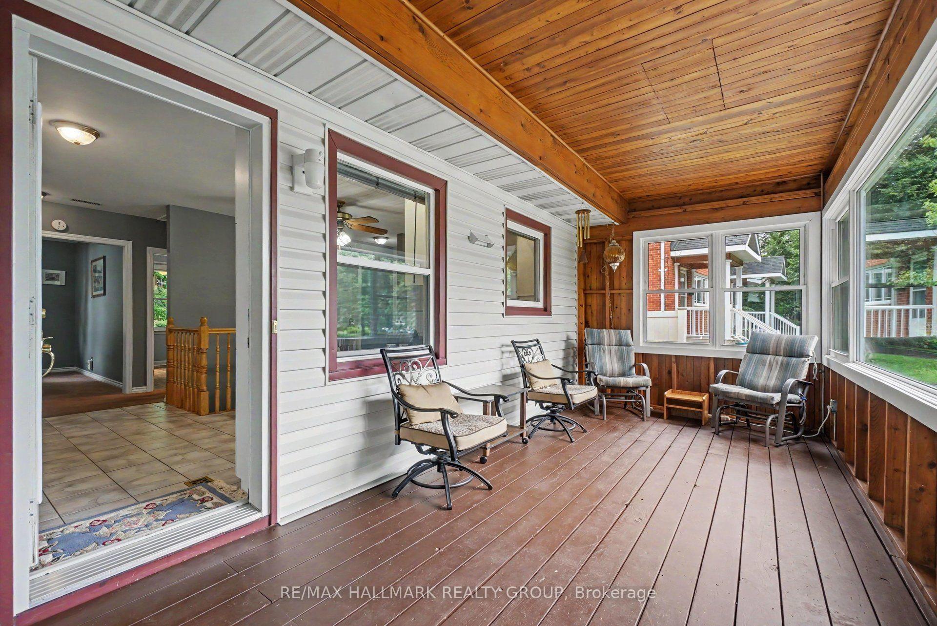 Photo 13 of 1839 Hutton Avenue, Ottawa, Elmvale Acres — HOMEH