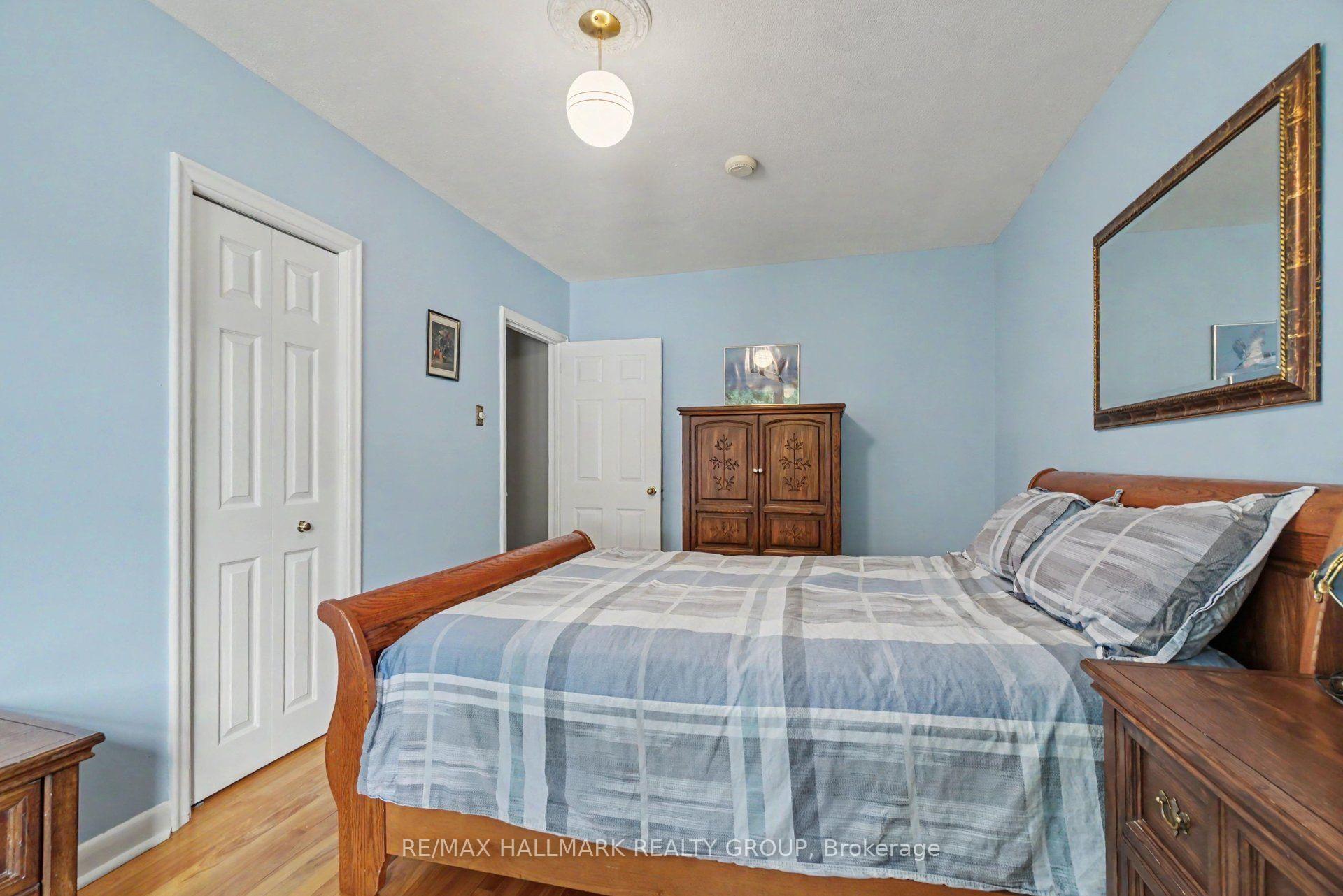 Photo 16 of 1839 Hutton Avenue, Ottawa, Elmvale Acres — HOMEH