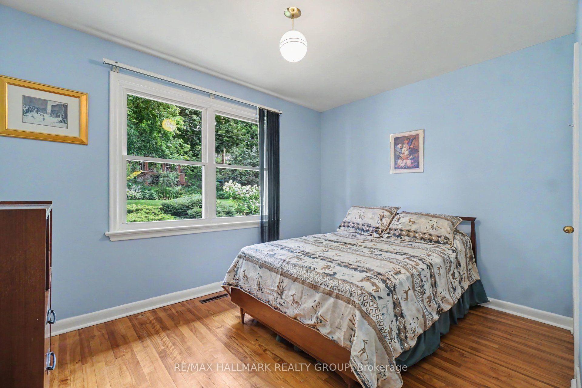 Photo 20 of 1839 Hutton Avenue, Ottawa, Elmvale Acres — HOMEH