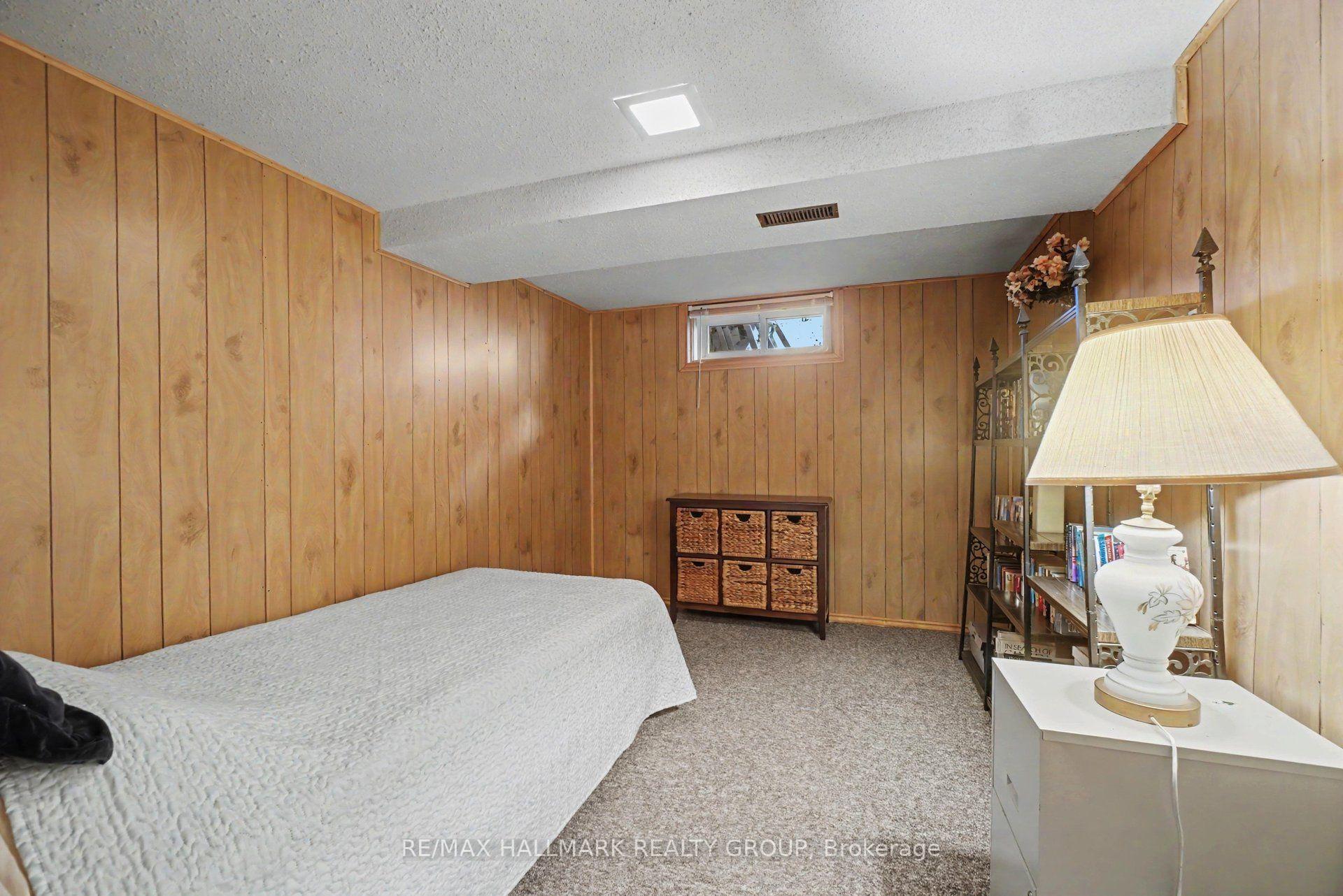 Photo 26 of 1839 Hutton Avenue, Ottawa, Elmvale Acres — HOMEH