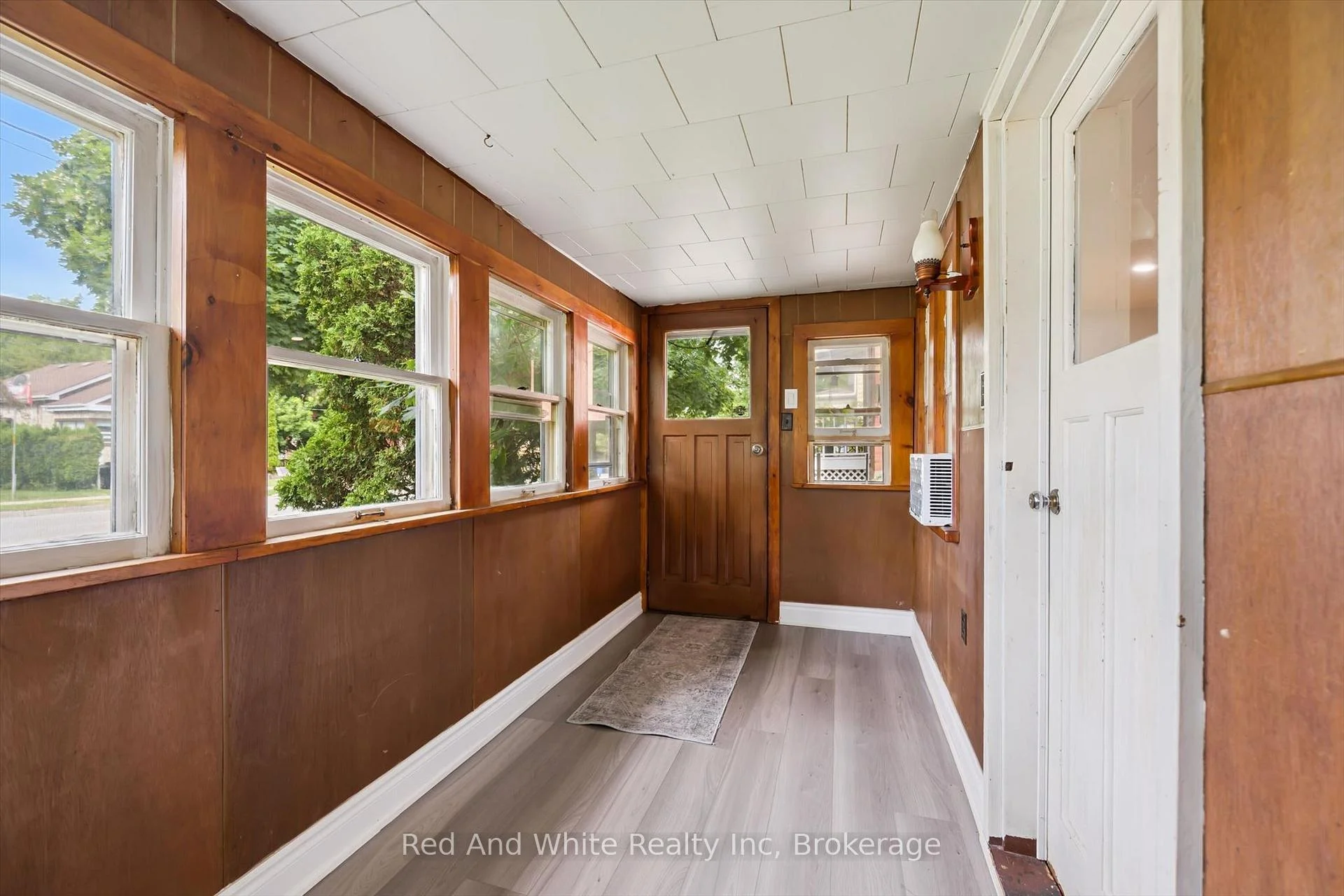 Photo 33 of 1267 Hamilton Street, Cambridge, Preston South — HOMEH