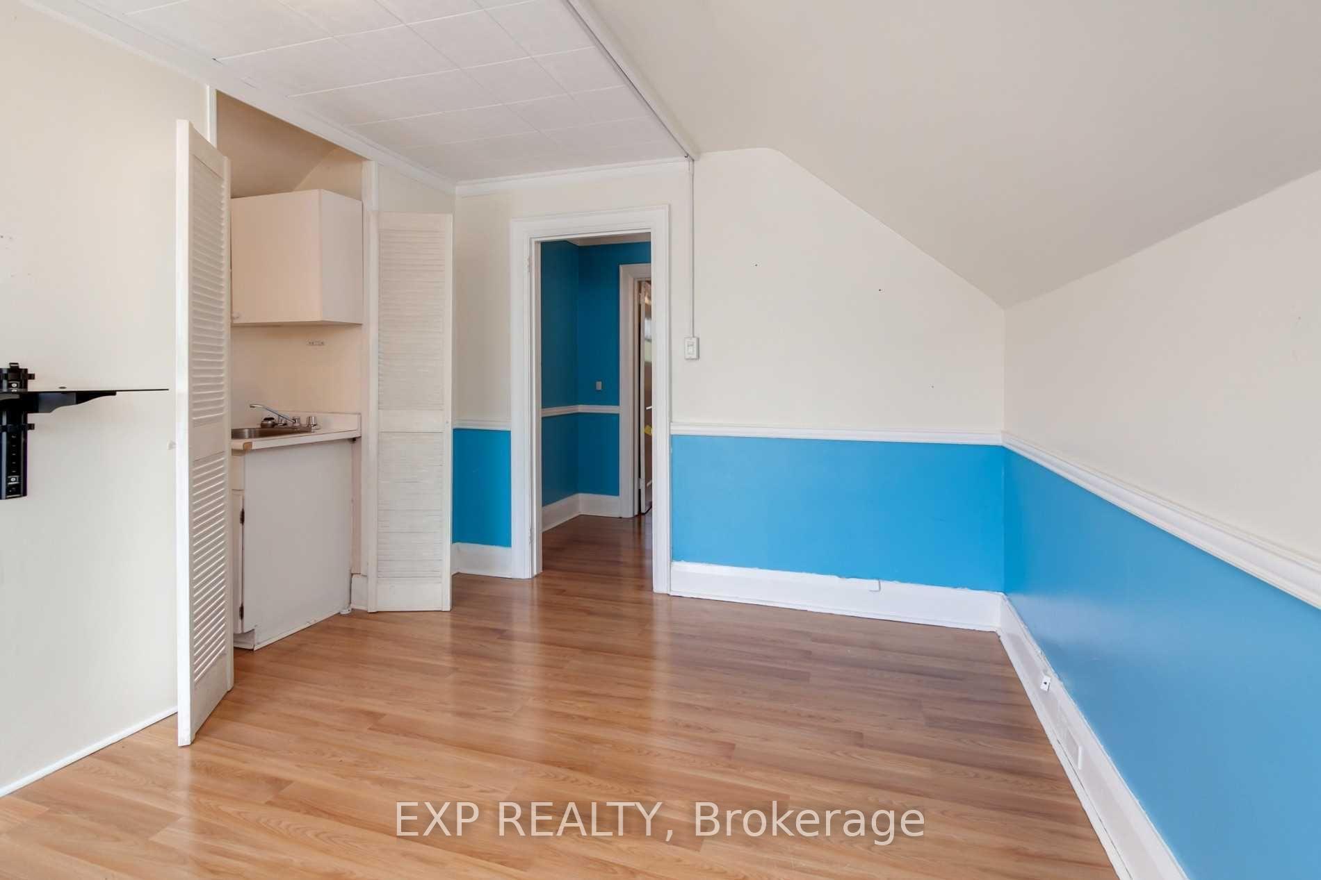 Photo 5 of 896 Avenue Road, Toronto, Yonge-Eglinton — HOMEH