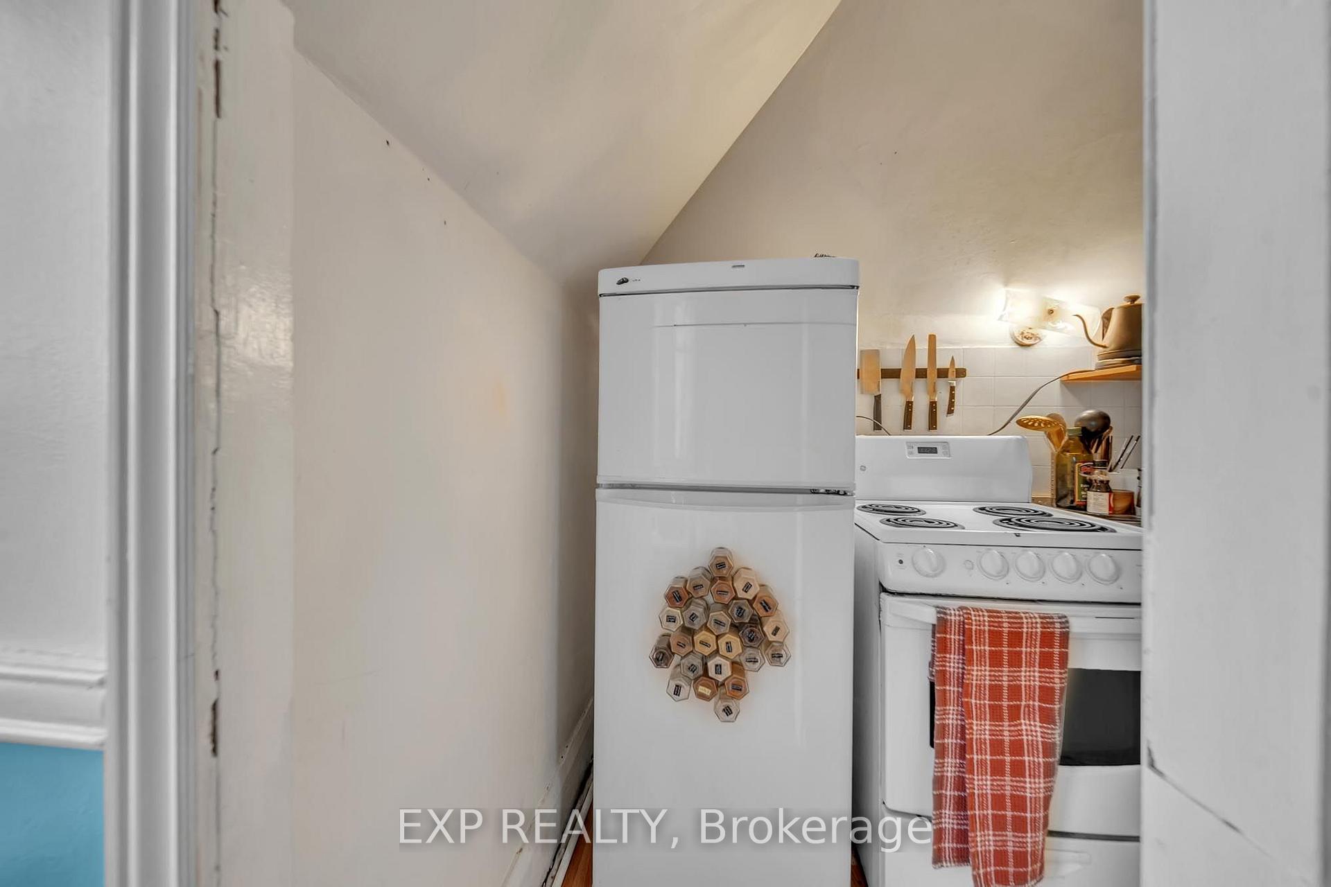 Photo 12 of 896 Avenue Road, Toronto, Yonge-Eglinton — HOMEH