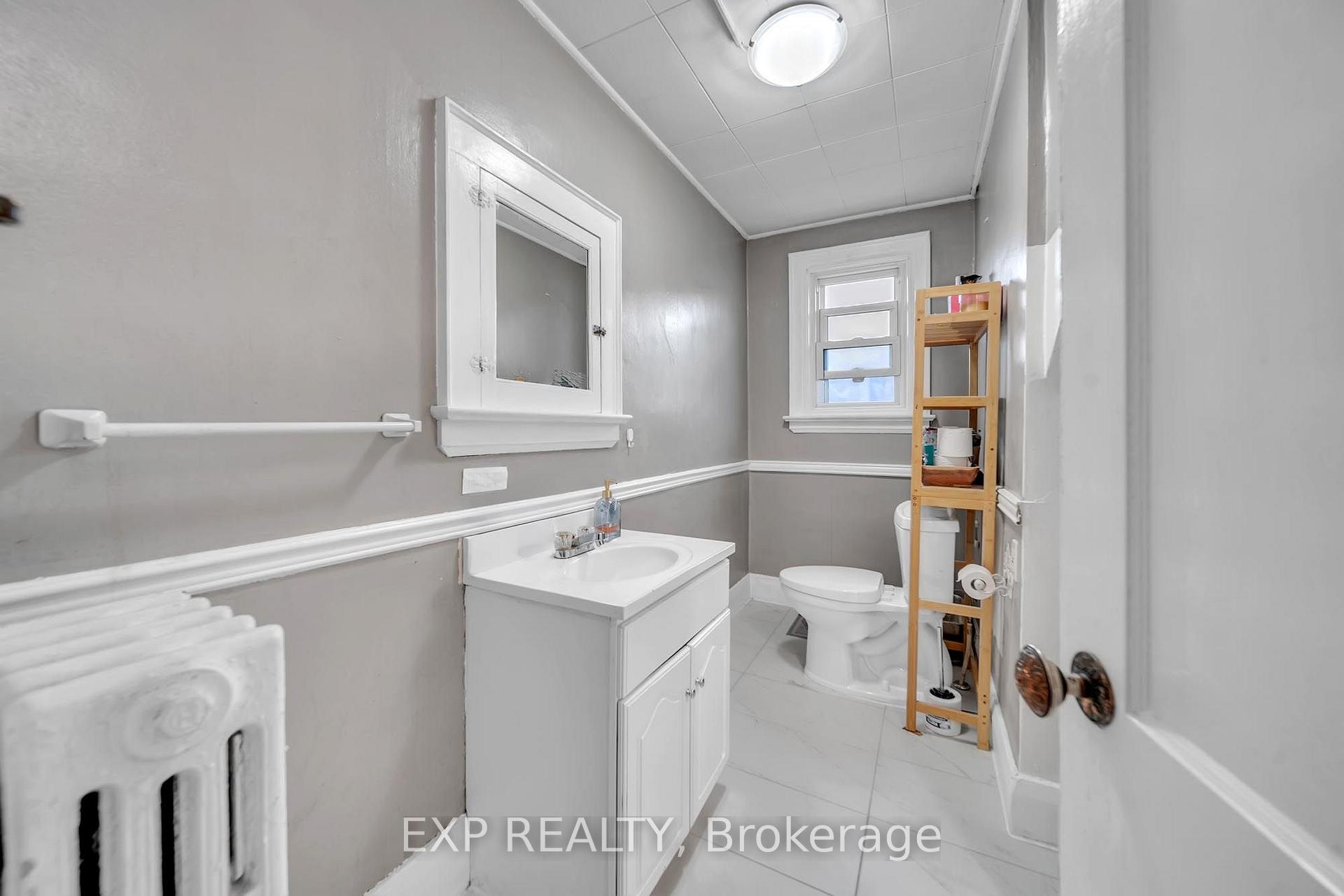 Photo 14 of 896 Avenue Road, Toronto, Yonge-Eglinton — HOMEH