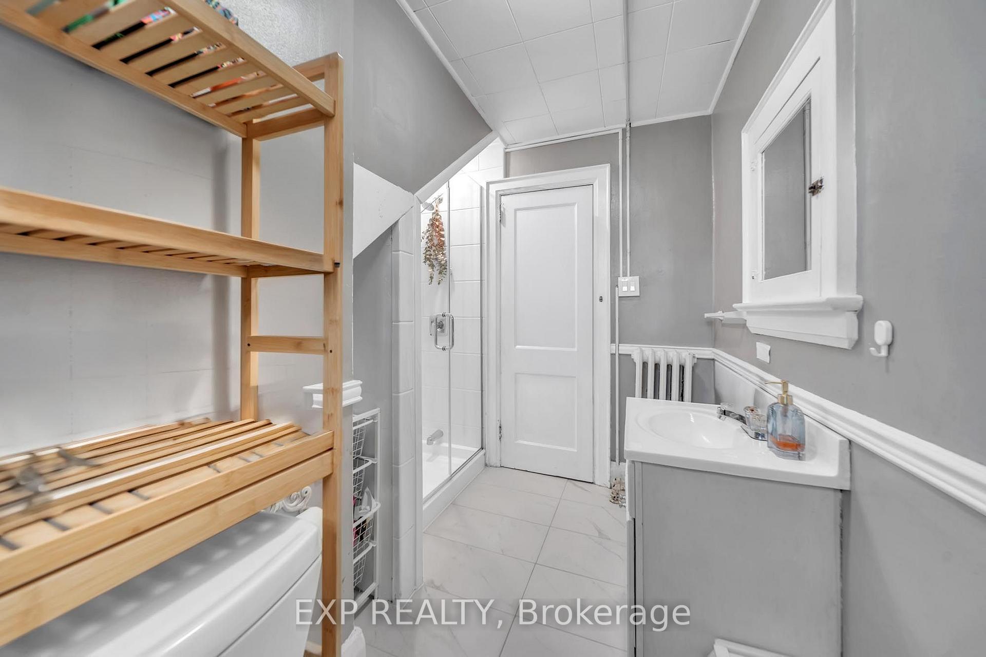 Photo 17 of 896 Avenue Road, Toronto, Yonge-Eglinton — HOMEH