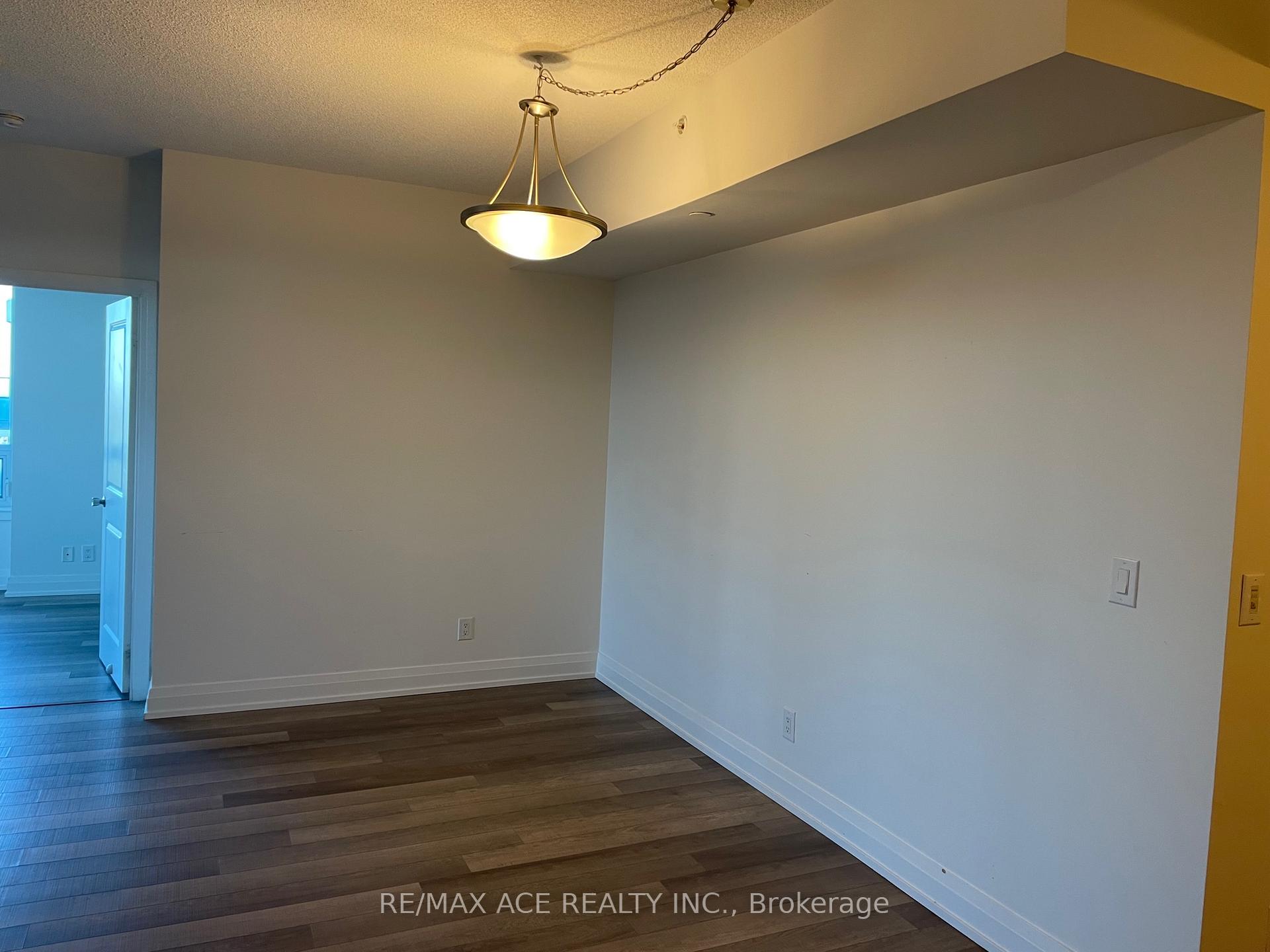 Photo 6 of Unit 1902, 7165 Yonge Street, Markham, Grandview — HOMEH