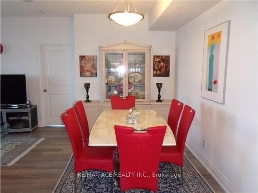 Photo 7 of Unit 1902, 7165 Yonge Street, Markham, Grandview — HOMEH