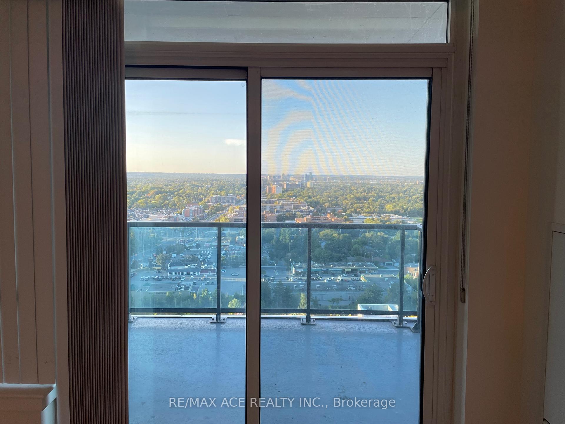 Photo 11 of Unit 1902, 7165 Yonge Street, Markham, Grandview — HOMEH