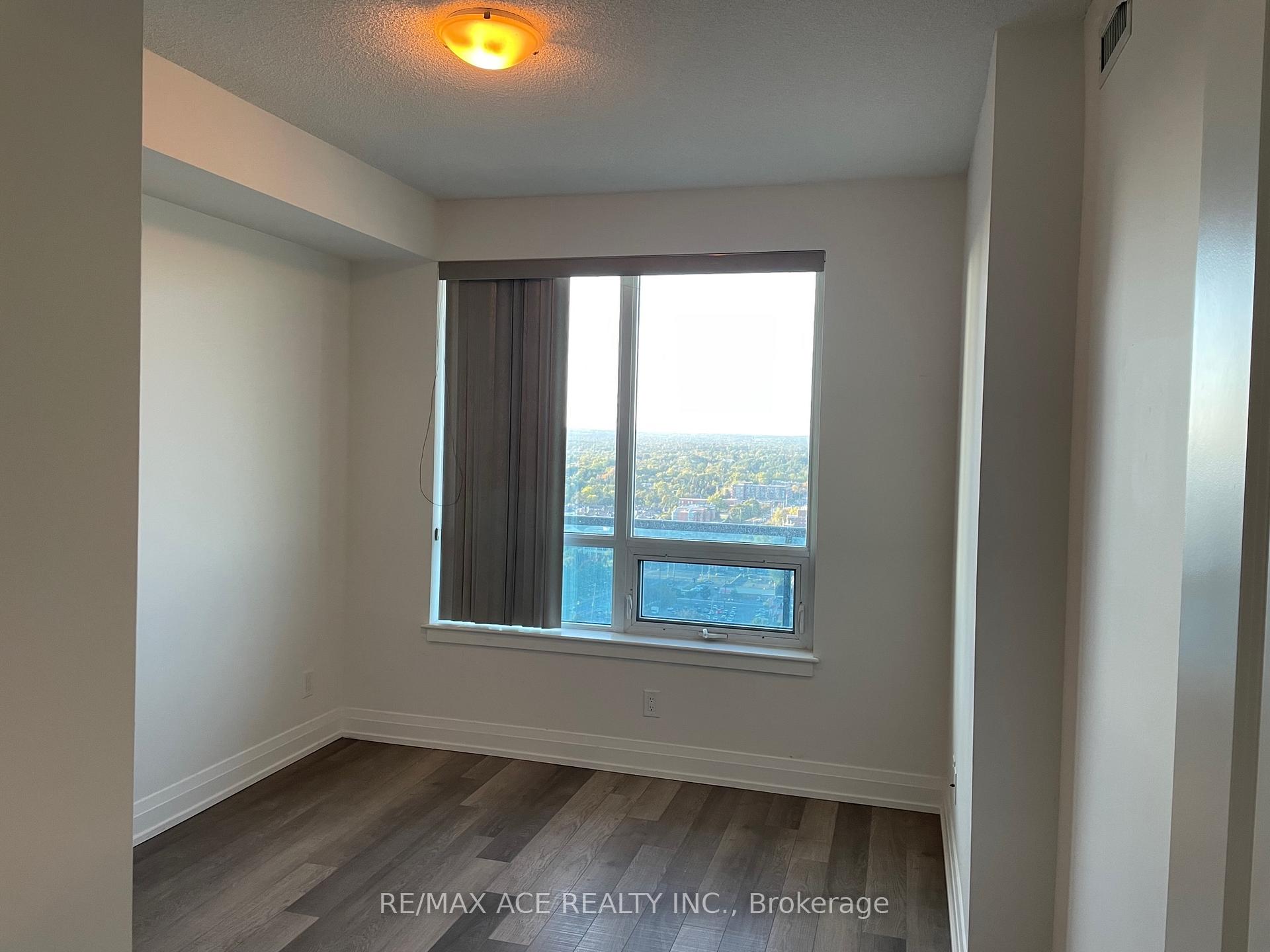 Photo 16 of Unit 1902, 7165 Yonge Street, Markham, Grandview — HOMEH