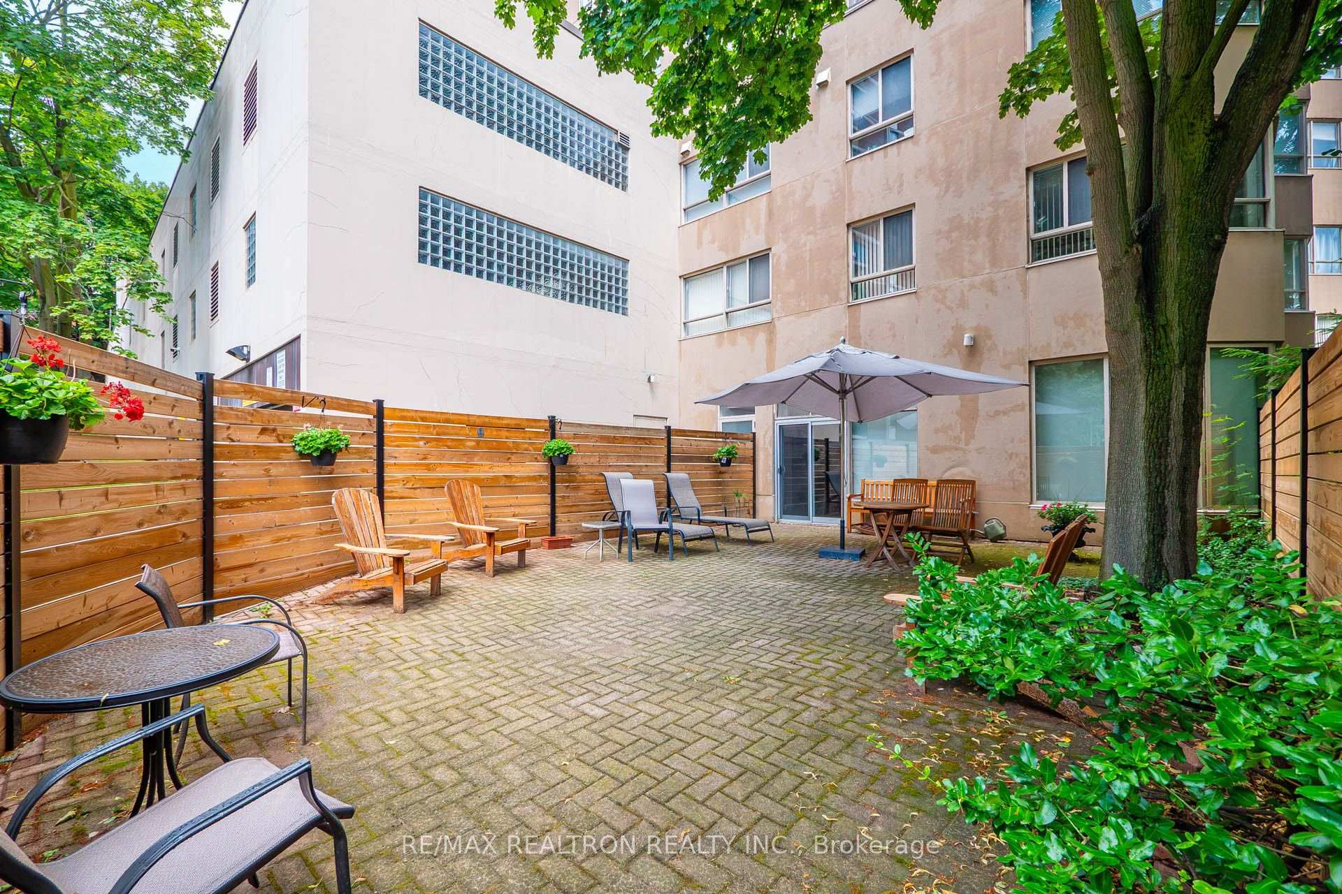 Photo 38 of Unit 604, 4 Park VISTA Crescent, Toronto, O'Connor-Parkview — HOMEH
