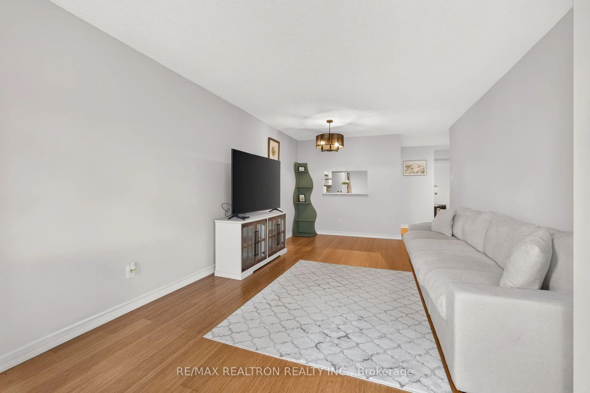 Photo 18 of Unit 604, 4 Park VISTA Crescent, Toronto, O'Connor-Parkview — HOMEH
