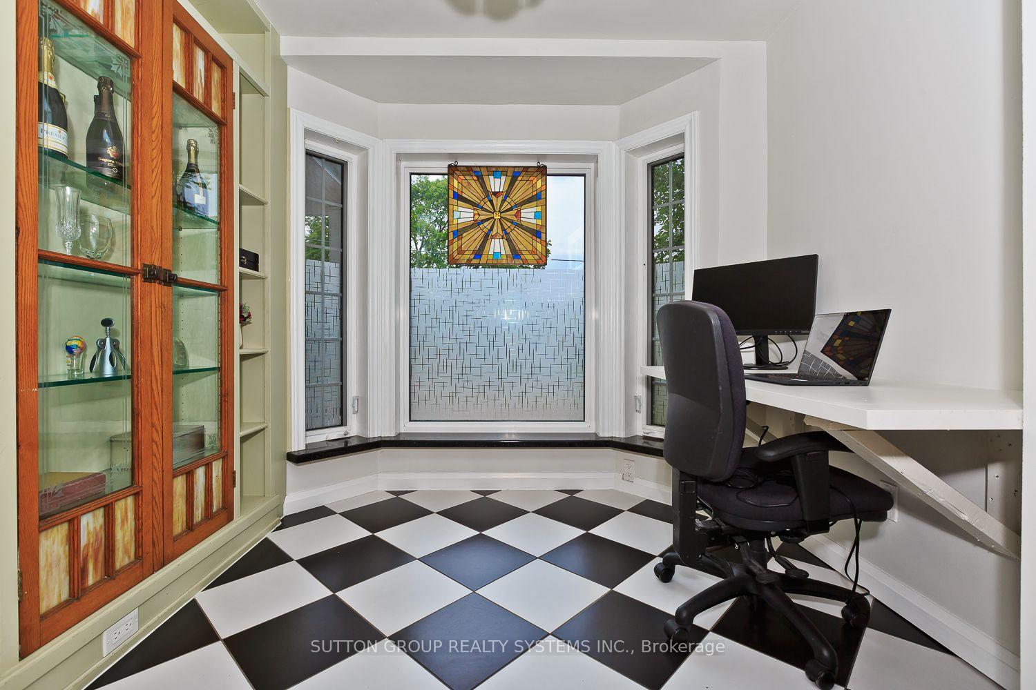 Photo 13 of 3 Hardisty Drive, Etobicoke, Rexdale-Kipling — HOMEH