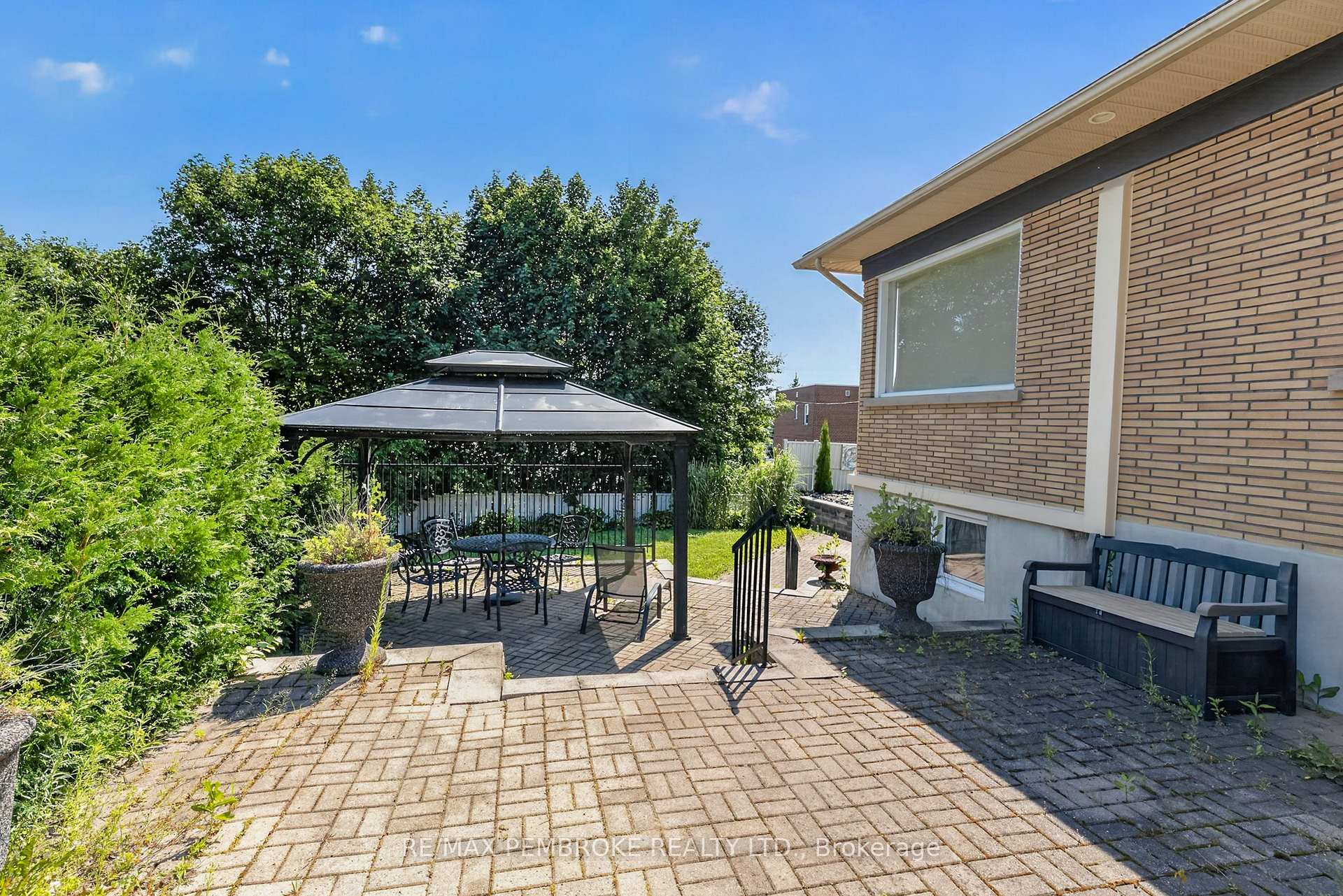 Photo 39 of 235 Broadview Drive, Pembroke, Pembroke — HOMEH