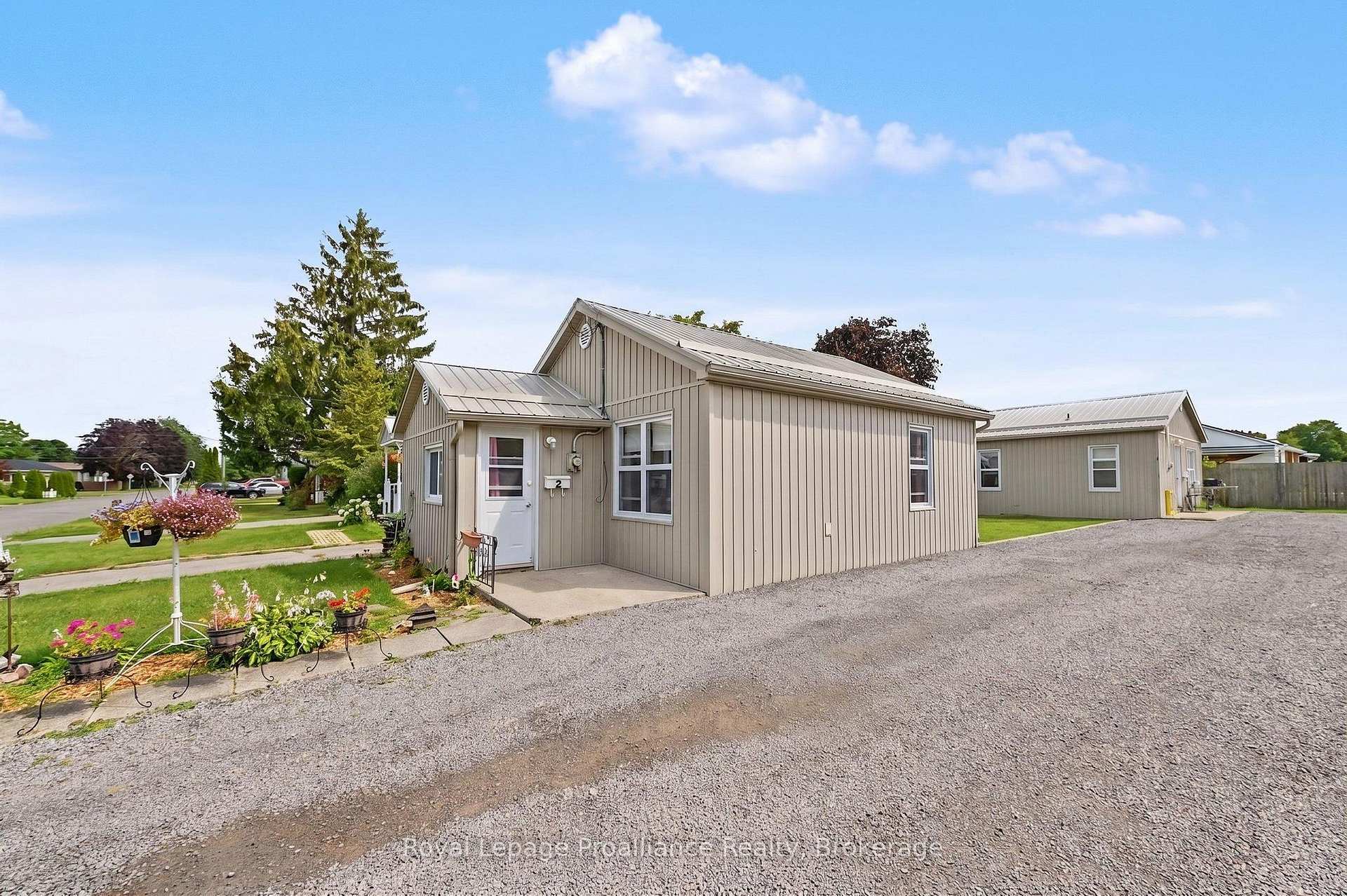 Photo 5 of 1, 1A, 3, & 3A Ramsay Avenue, Quinte West, Trenton Ward — HOMEH