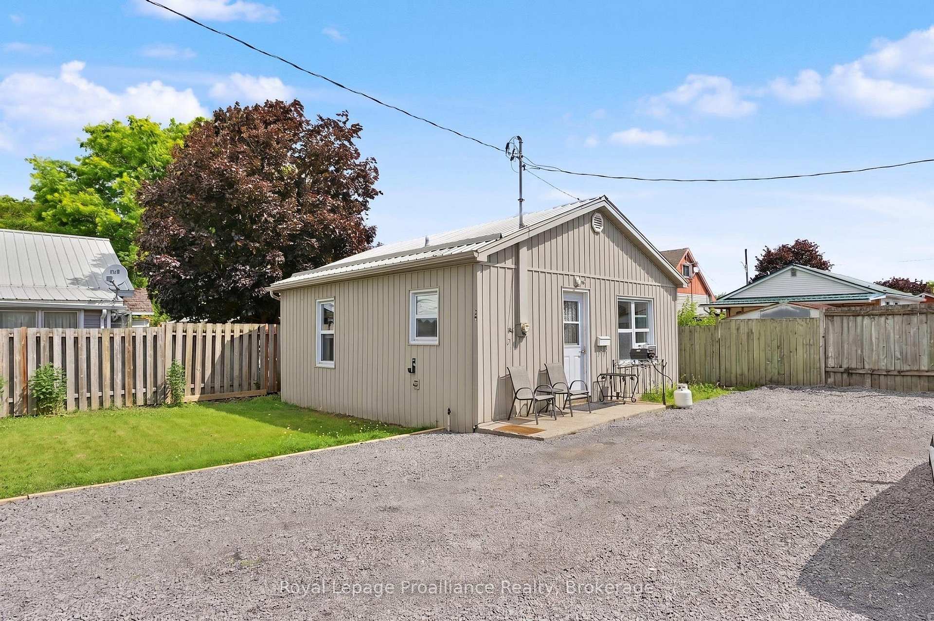Photo 6 of 1, 1A, 3, & 3A Ramsay Avenue, Quinte West, Trenton Ward — HOMEH