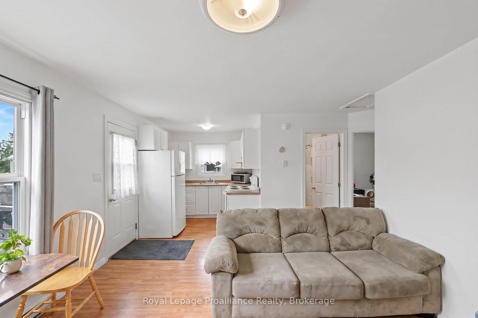 Photo 8 of 1, 1A, 3, & 3A Ramsay Avenue, Quinte West, Trenton Ward — HOMEH