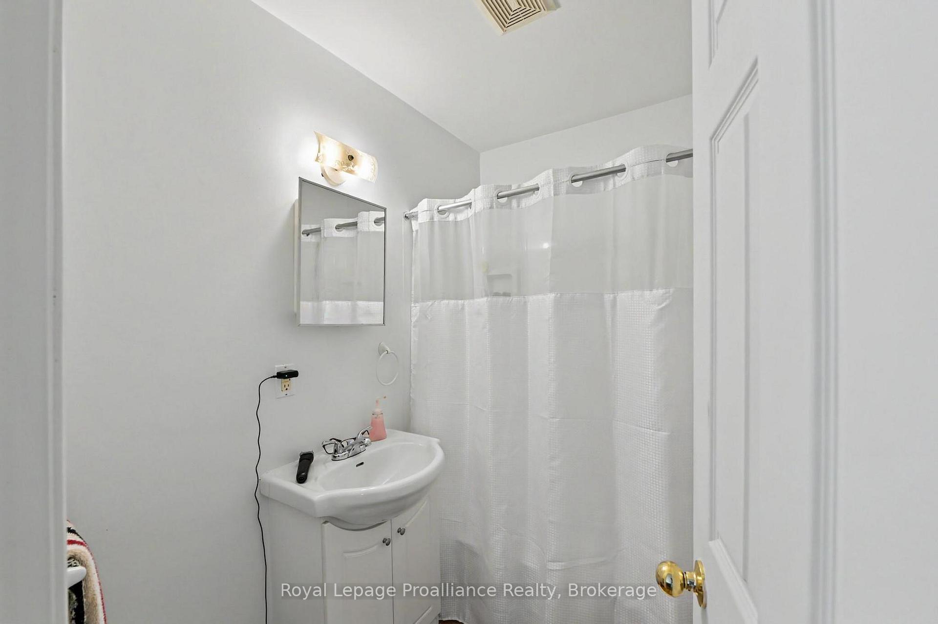 Photo 14 of 1, 1A, 3, & 3A Ramsay Avenue, Quinte West, Trenton Ward — HOMEH