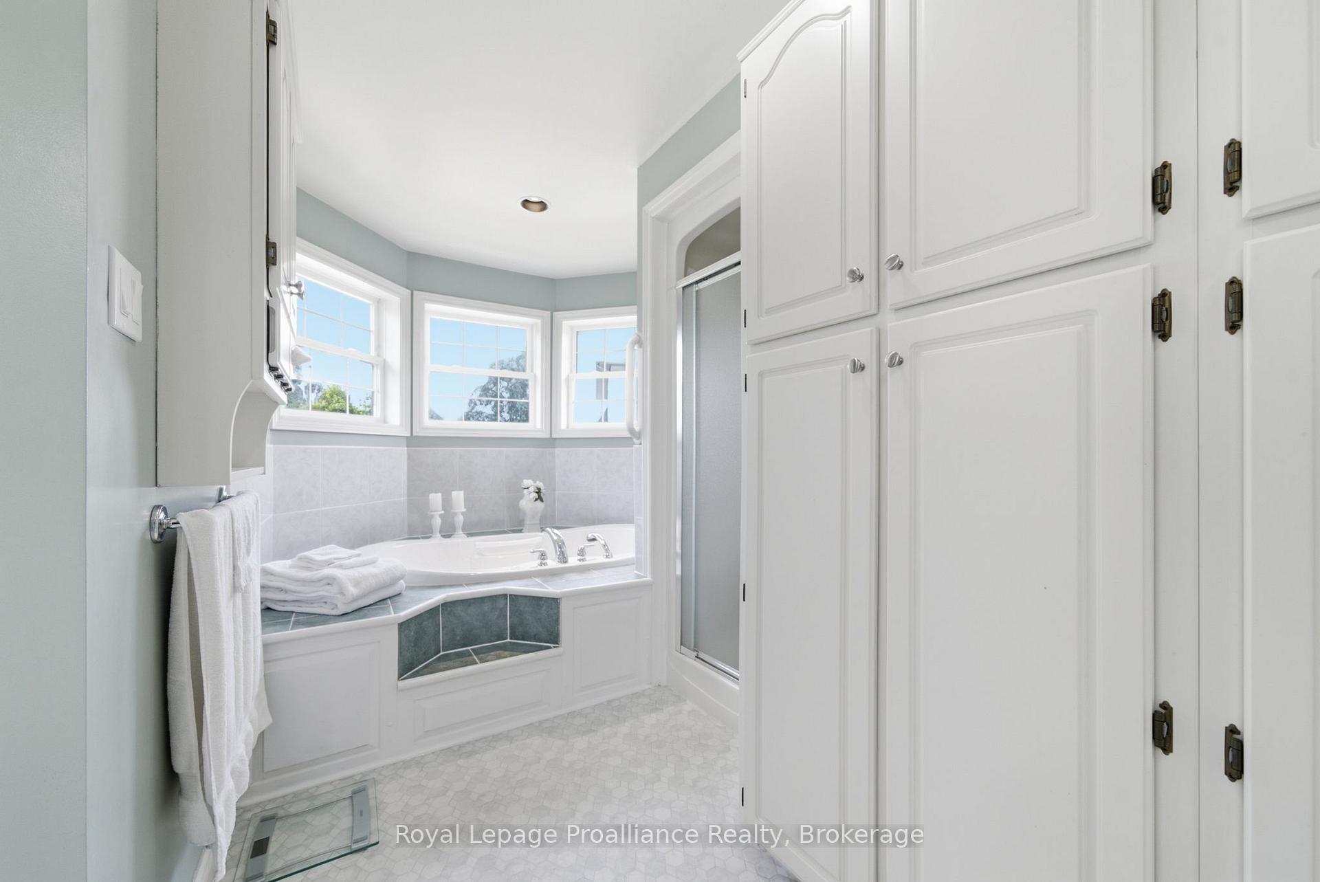 Photo 25 of 10 Skiff Cove Road, Prince Edward County, Wellington Ward — HOMEH