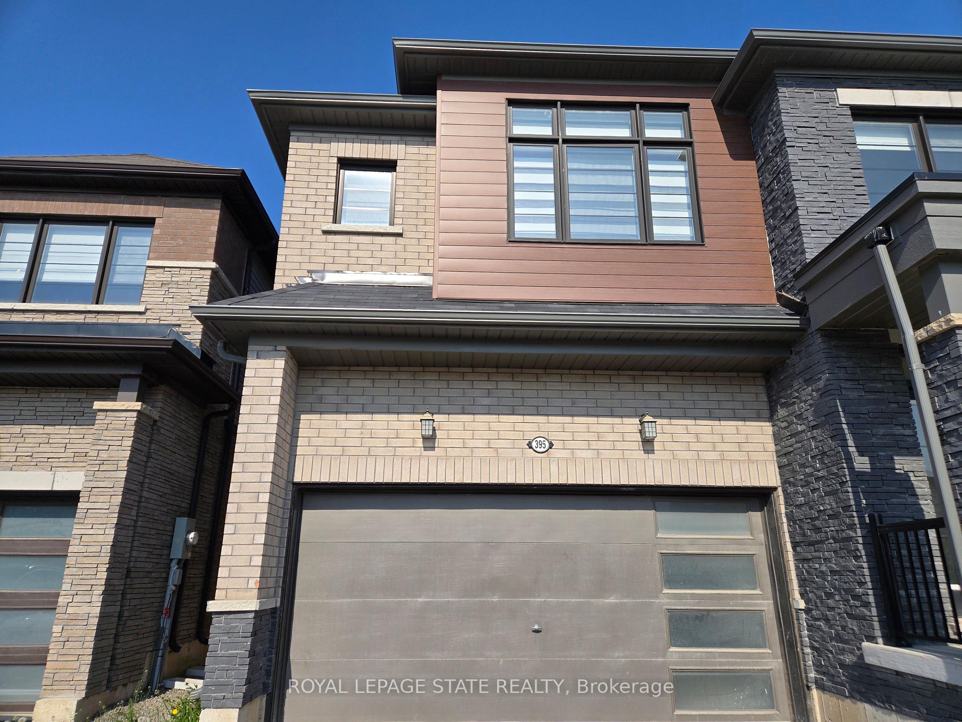 Photo 3 of 395 Barker Parkway, Thorold, Rolling Meadows — HOMEH