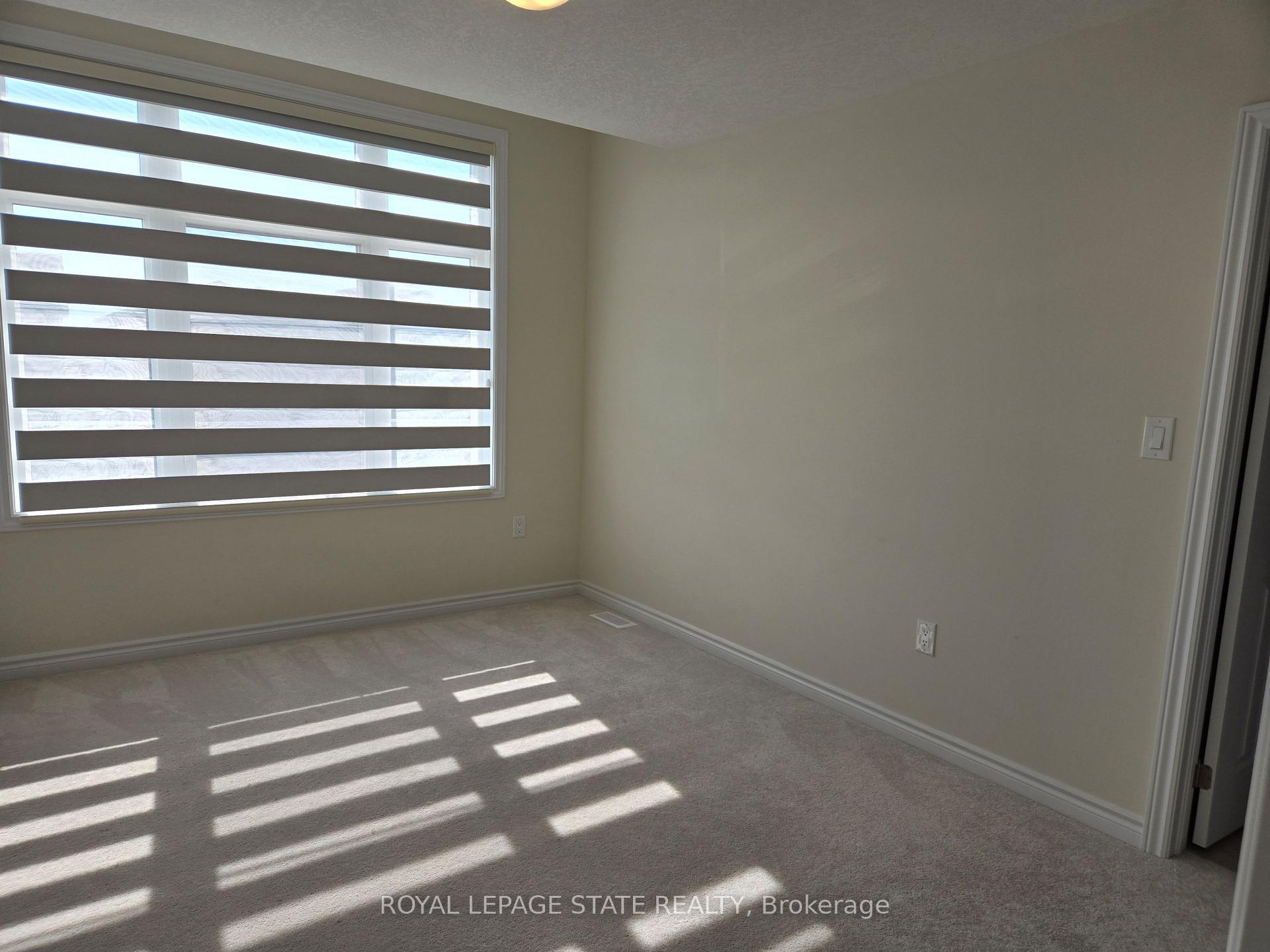 Photo 15 of 395 Barker Parkway, Thorold, Rolling Meadows — HOMEH