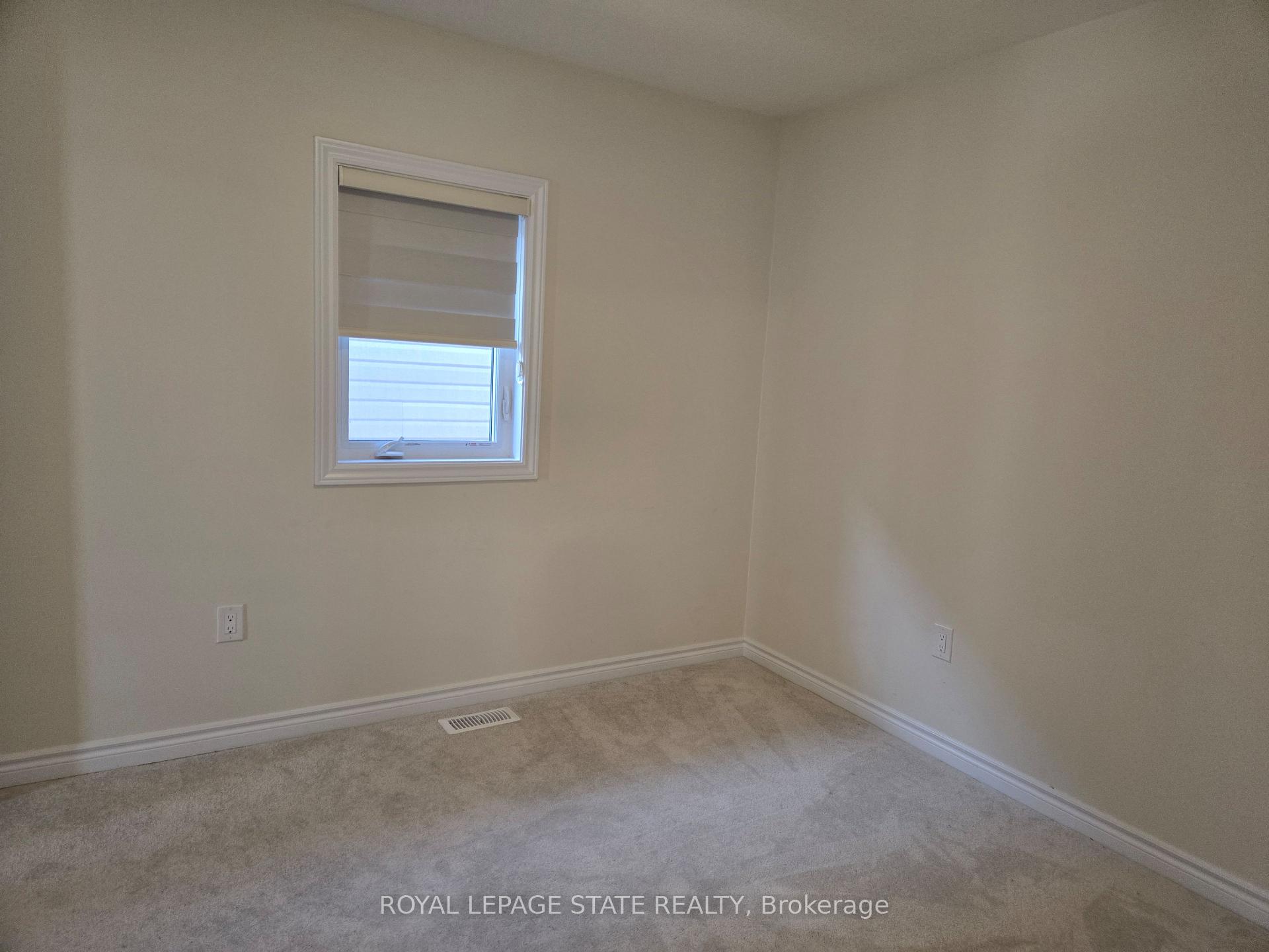 Photo 19 of 395 Barker Parkway, Thorold, Rolling Meadows — HOMEH