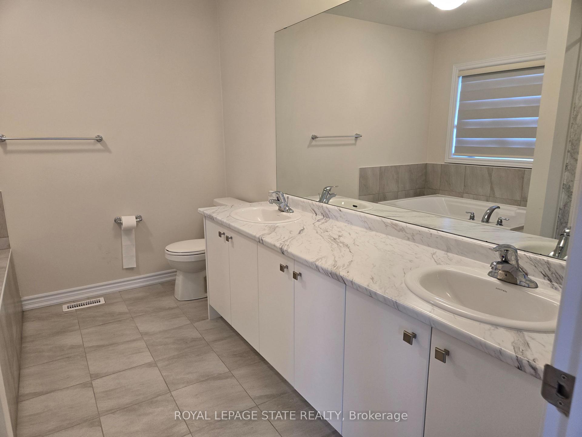 Photo 25 of 395 Barker Parkway, Thorold, Rolling Meadows — HOMEH