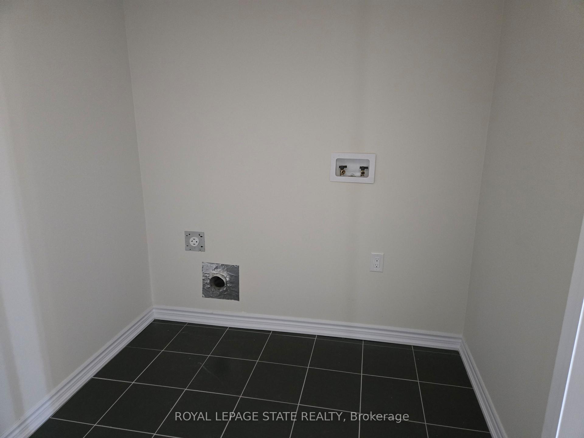Photo 27 of 395 Barker Parkway, Thorold, Rolling Meadows — HOMEH