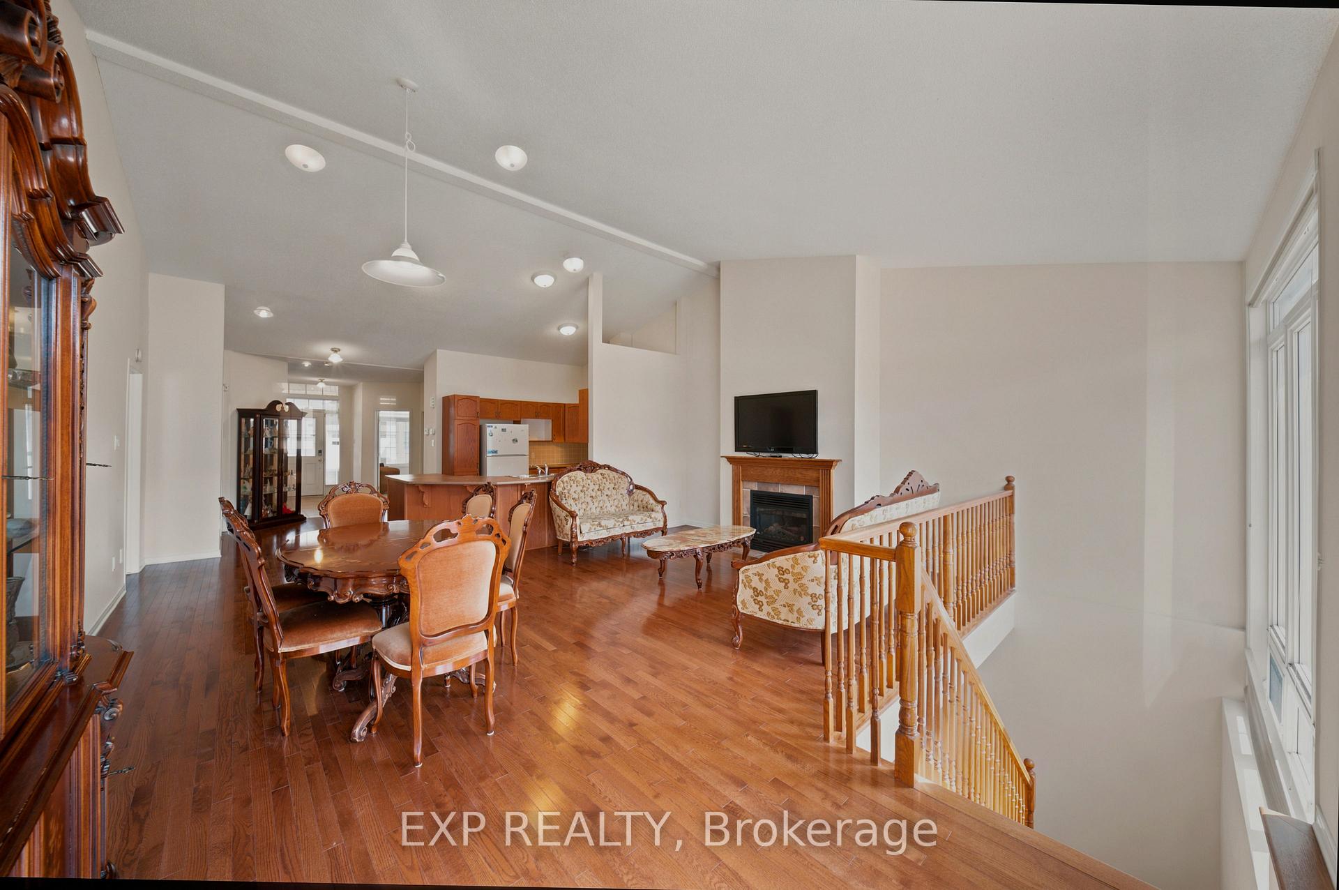 Photo 12 of 113 Maple Key Private, Ottawa, Blossom Park/Kemp Park/Findlay Creek — HOMEH