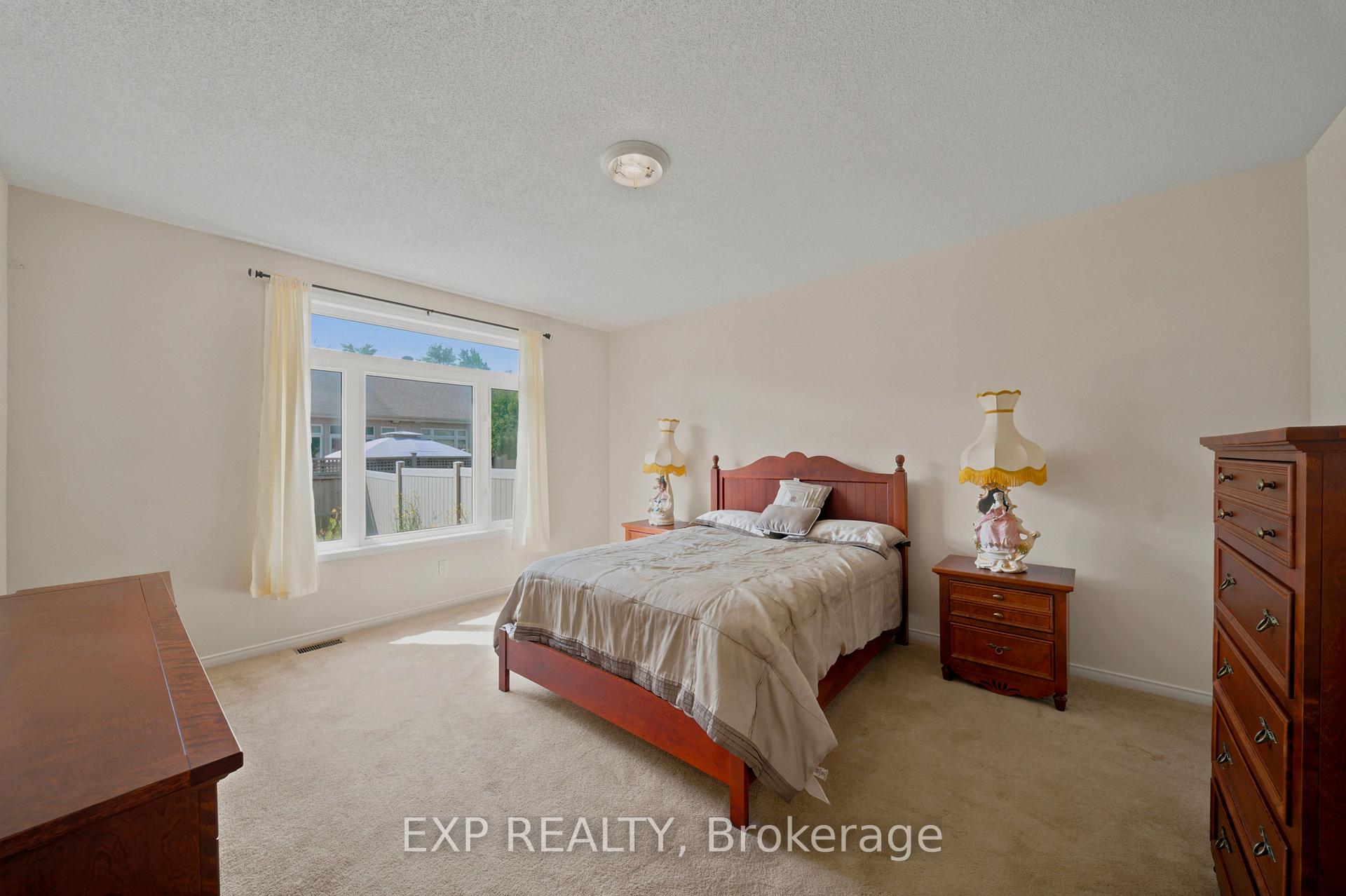Photo 16 of 113 Maple Key Private, Ottawa, Blossom Park/Kemp Park/Findlay Creek — HOMEH
