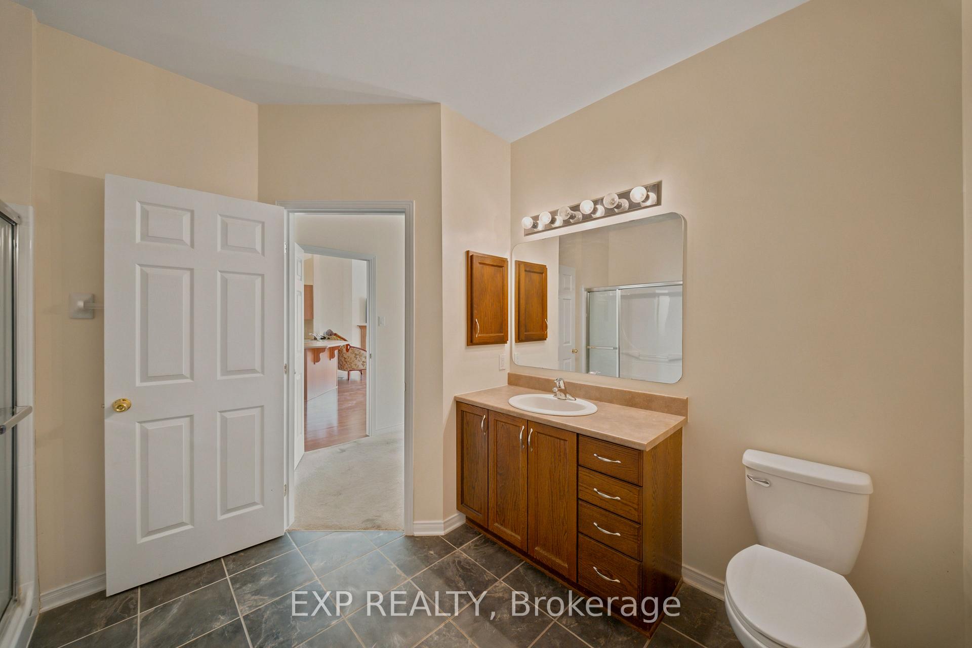 Photo 18 of 113 Maple Key Private, Ottawa, Blossom Park/Kemp Park/Findlay Creek — HOMEH