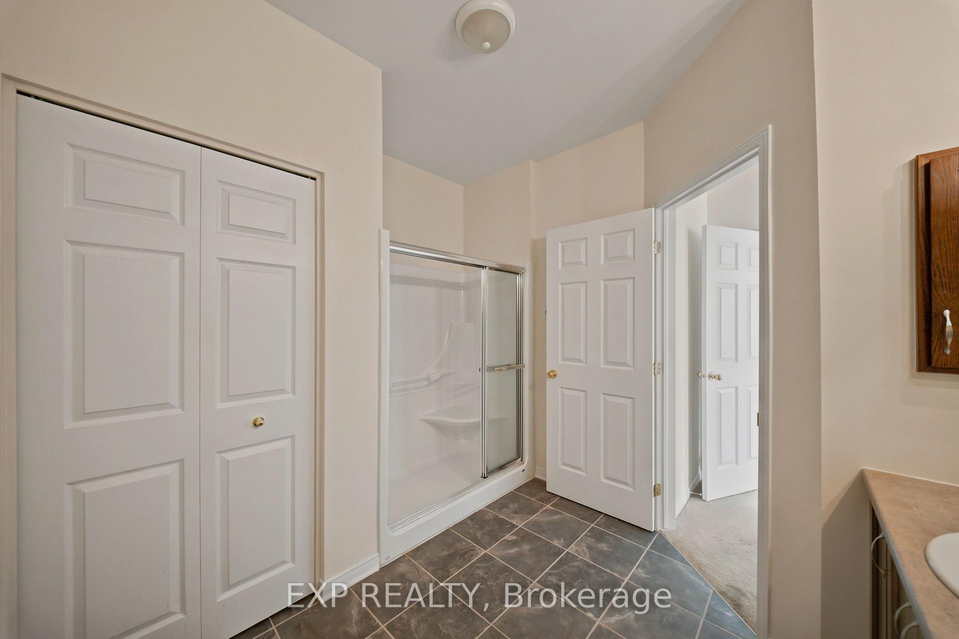 Photo 19 of 113 Maple Key Private, Ottawa, Blossom Park/Kemp Park/Findlay Creek — HOMEH