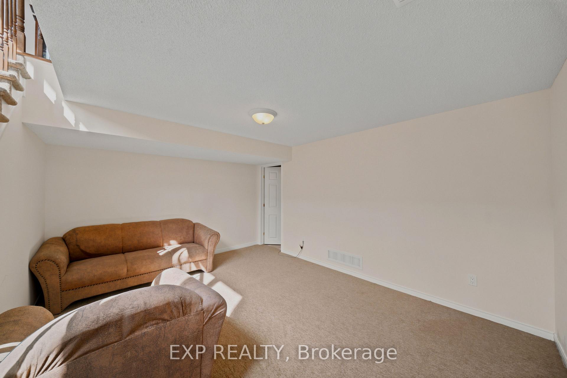 Photo 23 of 113 Maple Key Private, Ottawa, Blossom Park/Kemp Park/Findlay Creek — HOMEH