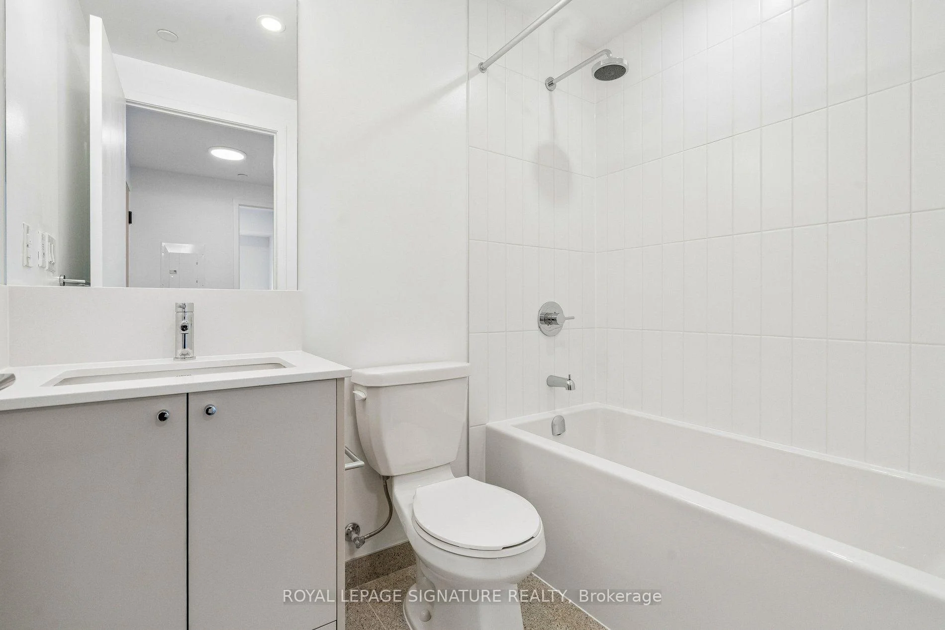 Photo 14 of Unit 2103, 10 Oak Street, Toronto, Regent Park — HOMEH
