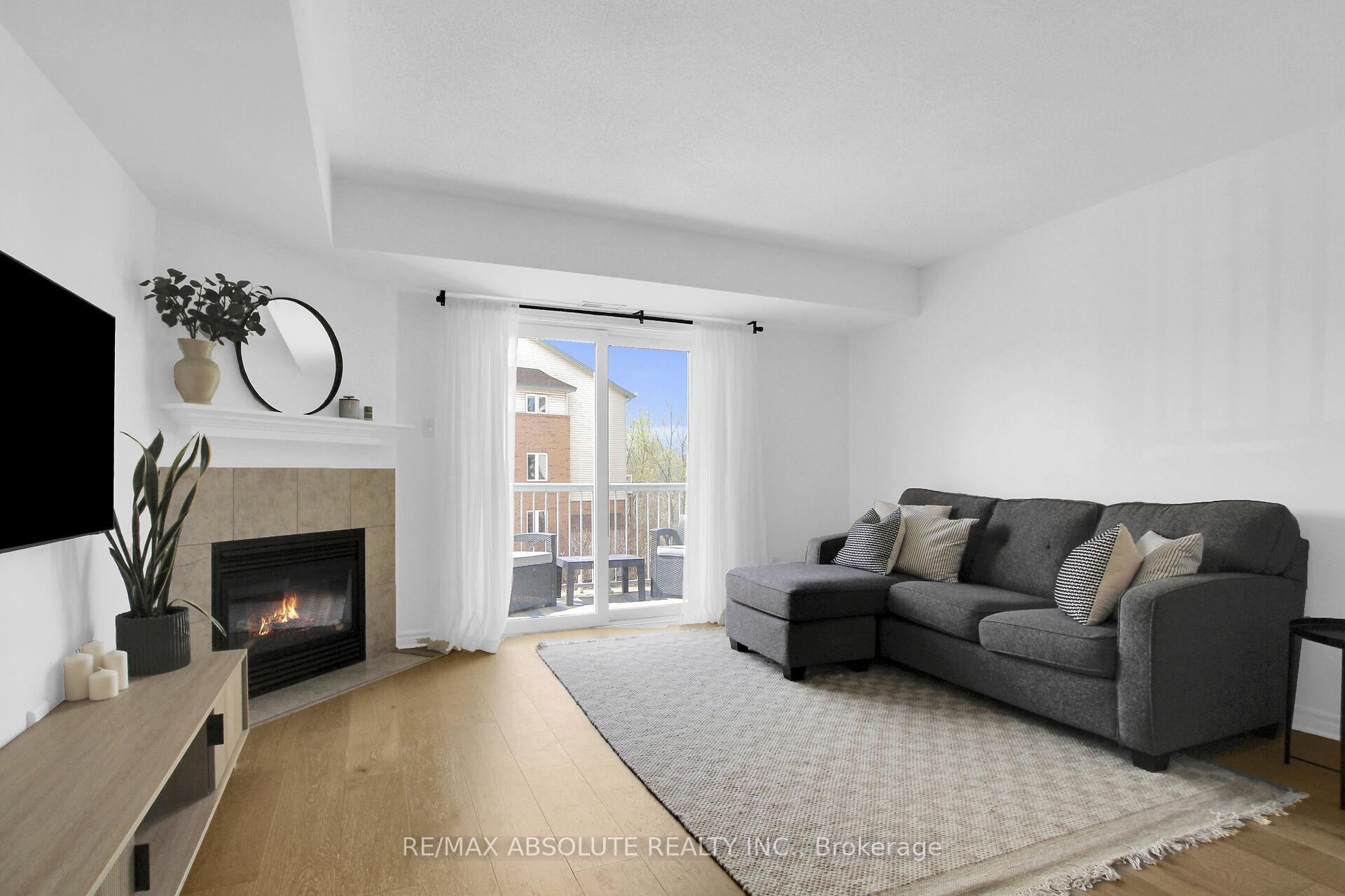 Photo 6 of 1350 Guthrie Street, Ottawa, Leslie Park — HOMEH