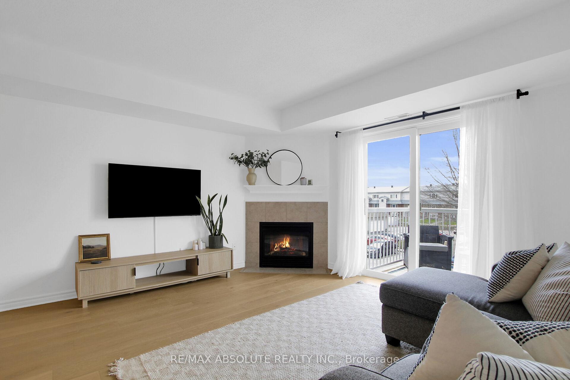 Photo 8 of 1350 Guthrie Street, Ottawa, Leslie Park — HOMEH