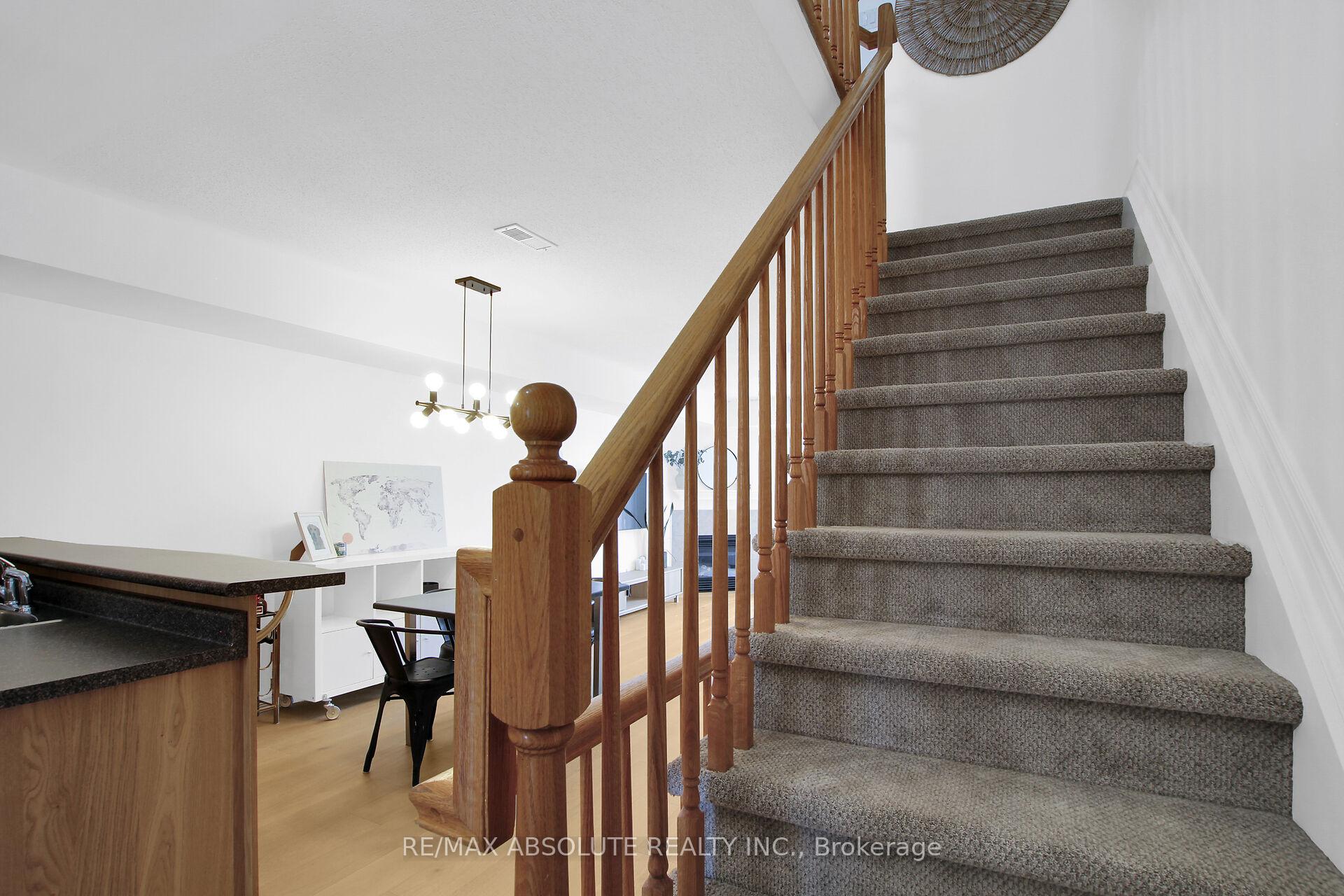 Photo 29 of 1350 Guthrie Street, Ottawa, Leslie Park — HOMEH
