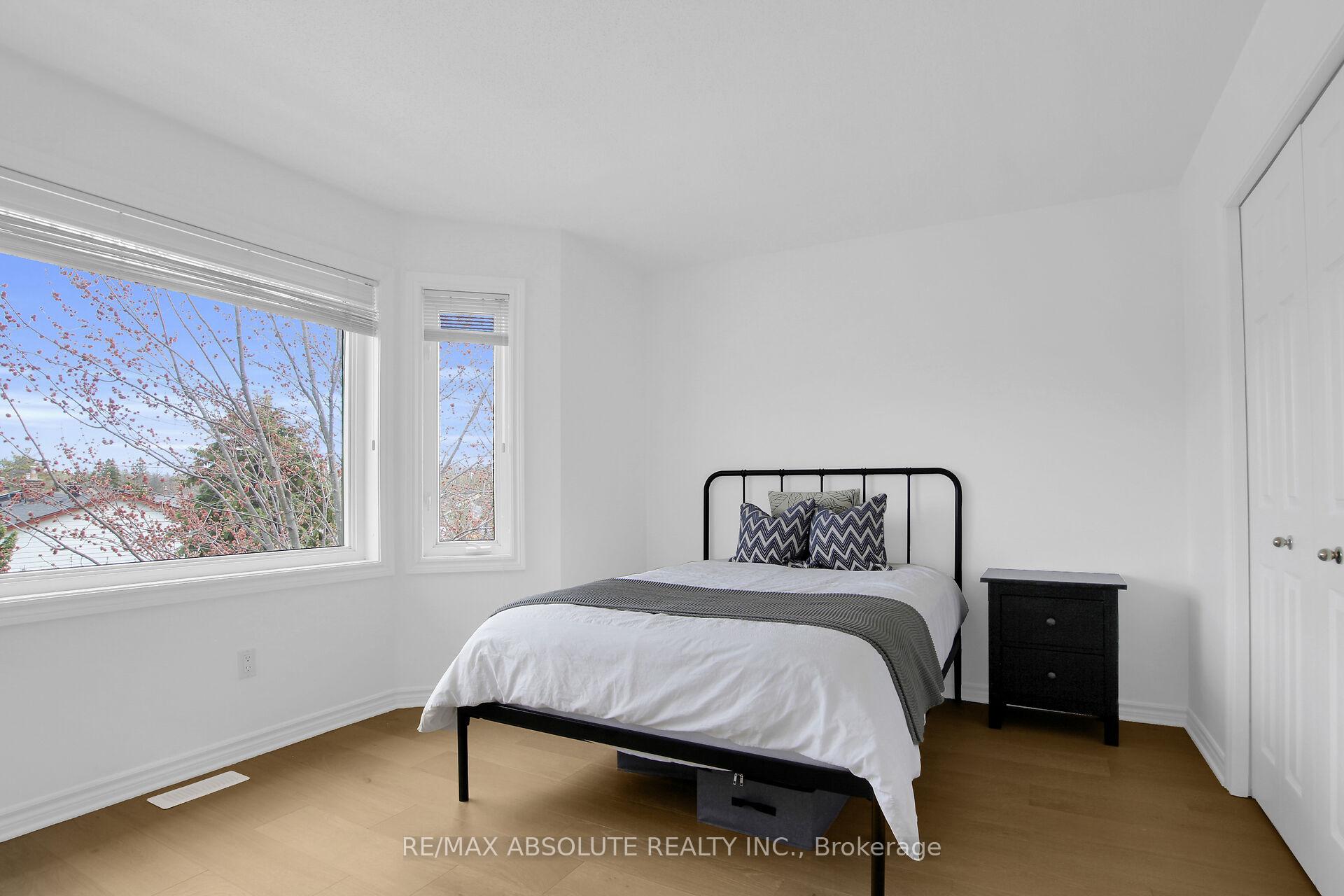Photo 41 of 1350 Guthrie Street, Ottawa, Leslie Park — HOMEH