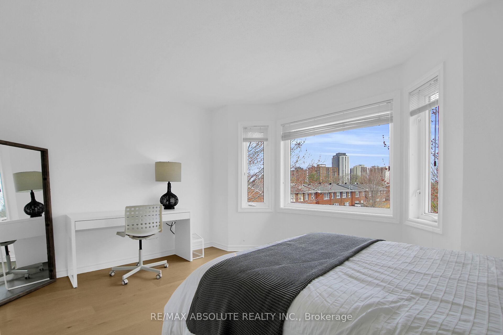 Photo 42 of 1350 Guthrie Street, Ottawa, Leslie Park — HOMEH