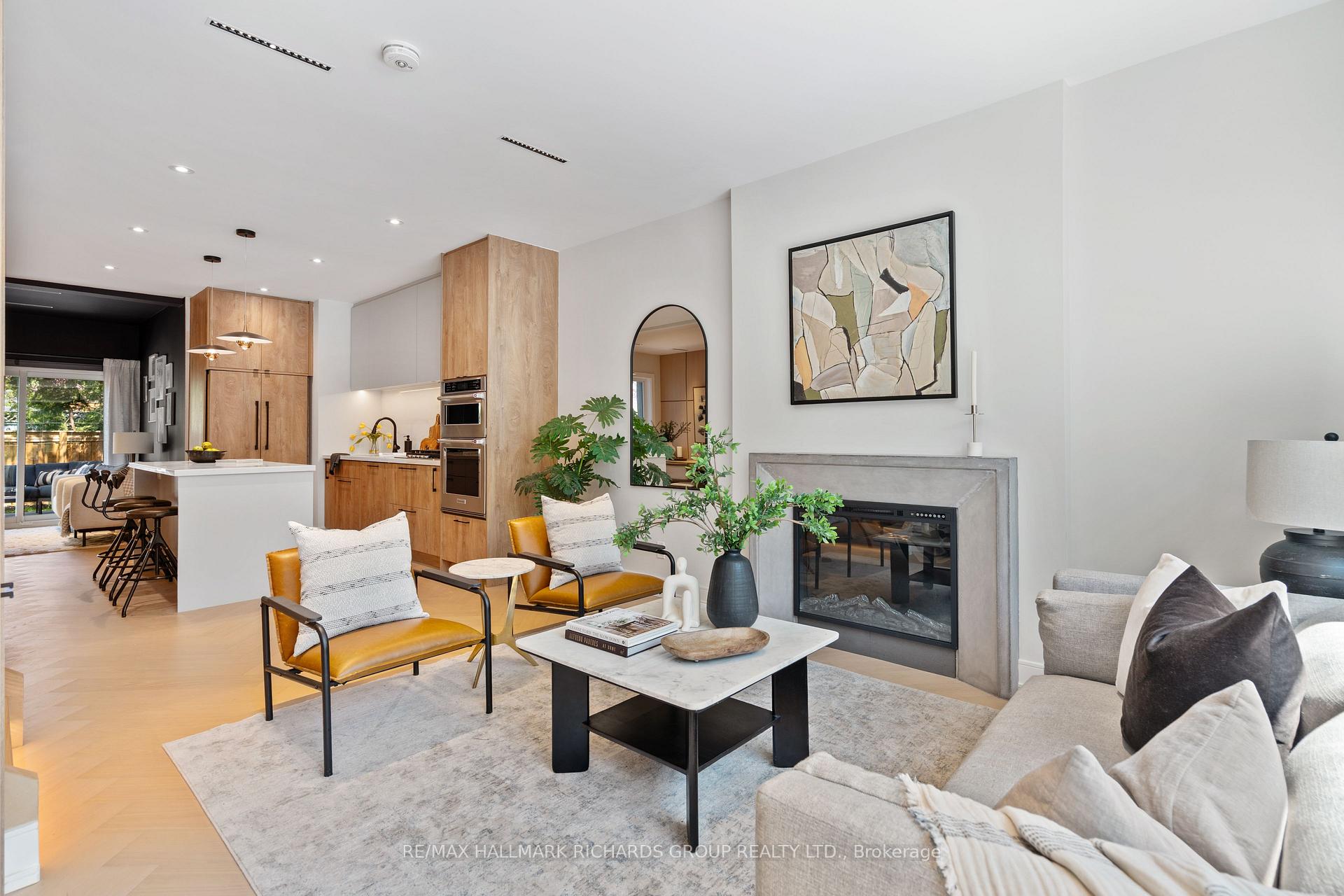 Photo 4 of 98 Dixon Avenue, Toronto, The Beaches — HOMEH