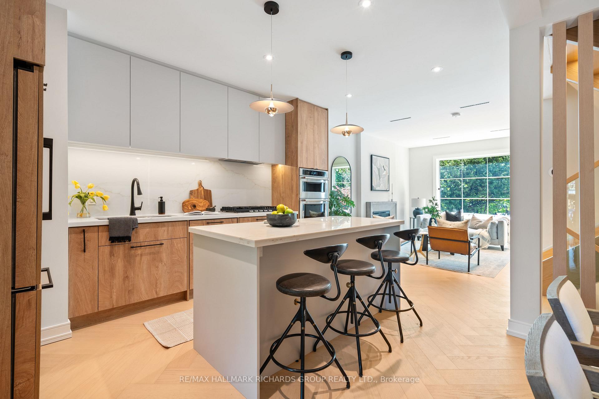 Photo 8 of 98 Dixon Avenue, Toronto, The Beaches — HOMEH