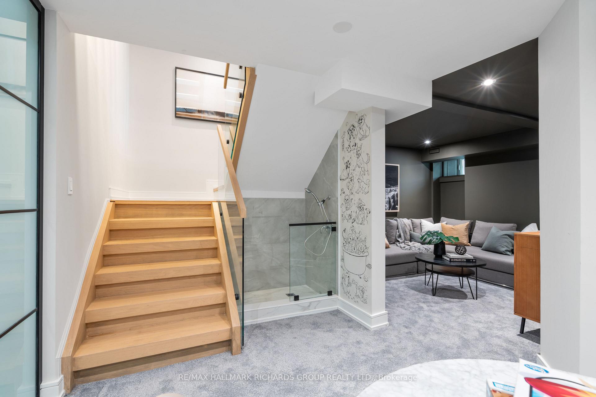 Photo 24 of 98 Dixon Avenue, Toronto, The Beaches — HOMEH