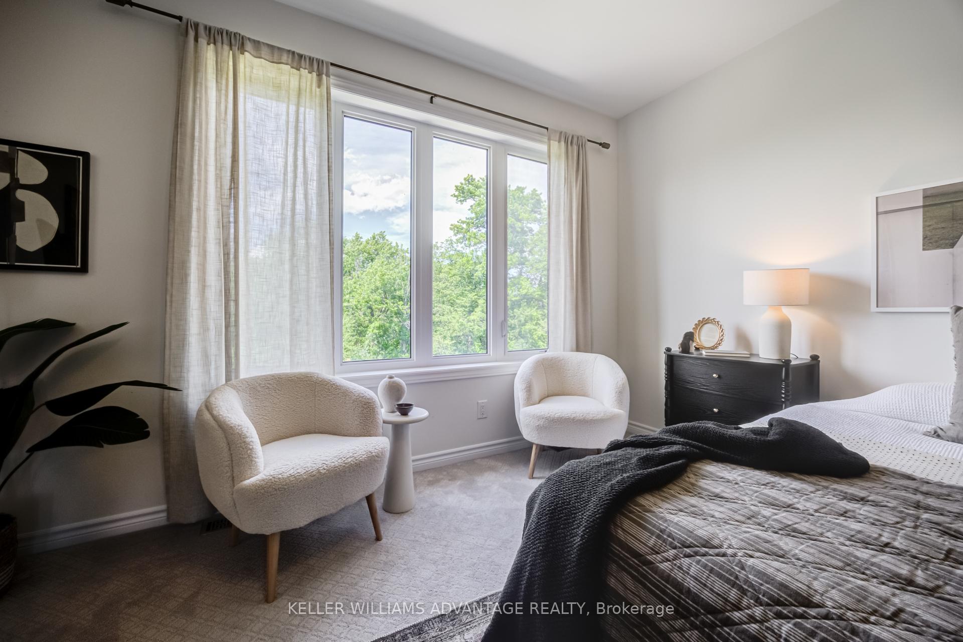 Photo 21 of 46 Sutcliffe Drive, Whitby, Rolling Acres — HOMEH