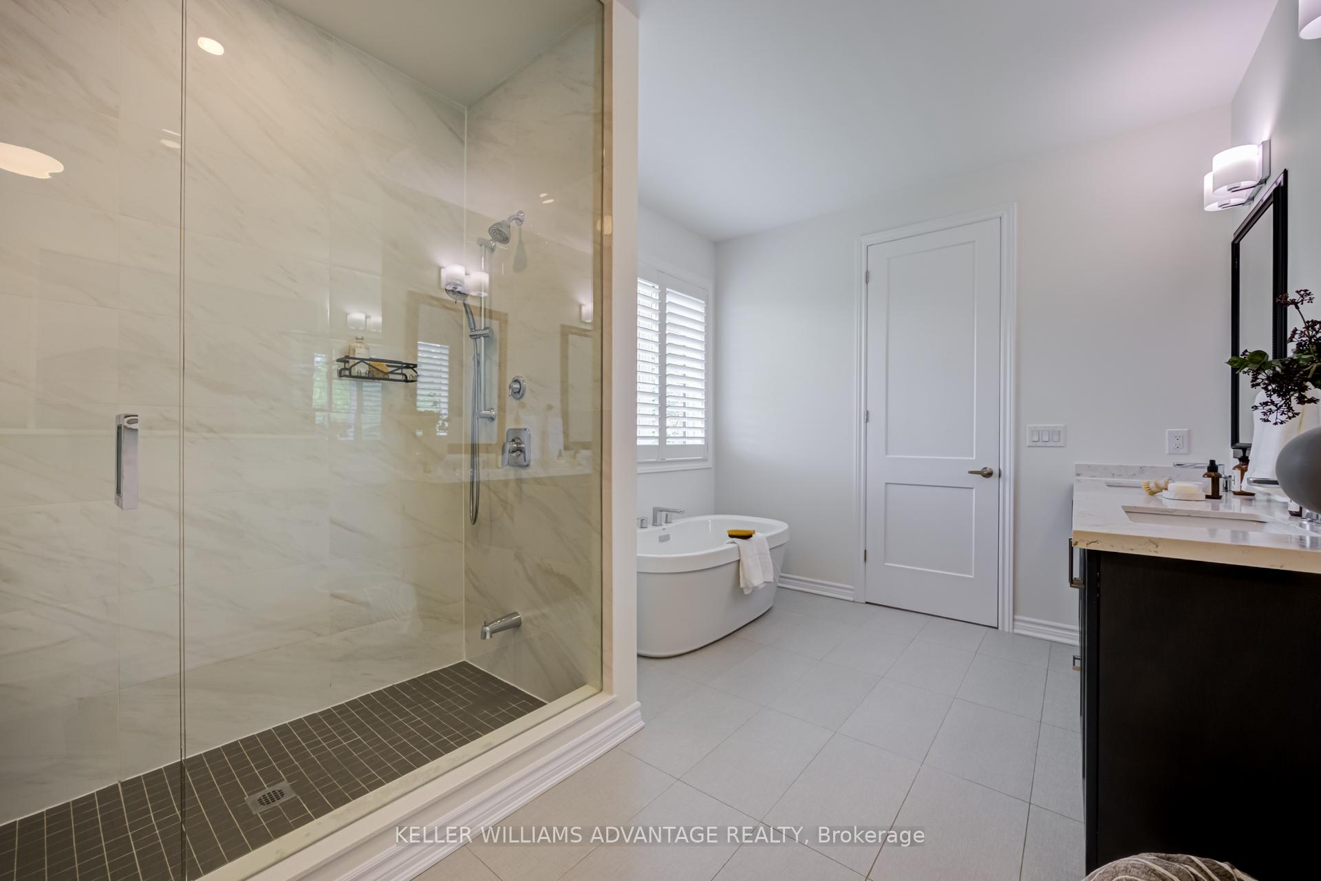 Photo 25 of 46 Sutcliffe Drive, Whitby, Rolling Acres — HOMEH