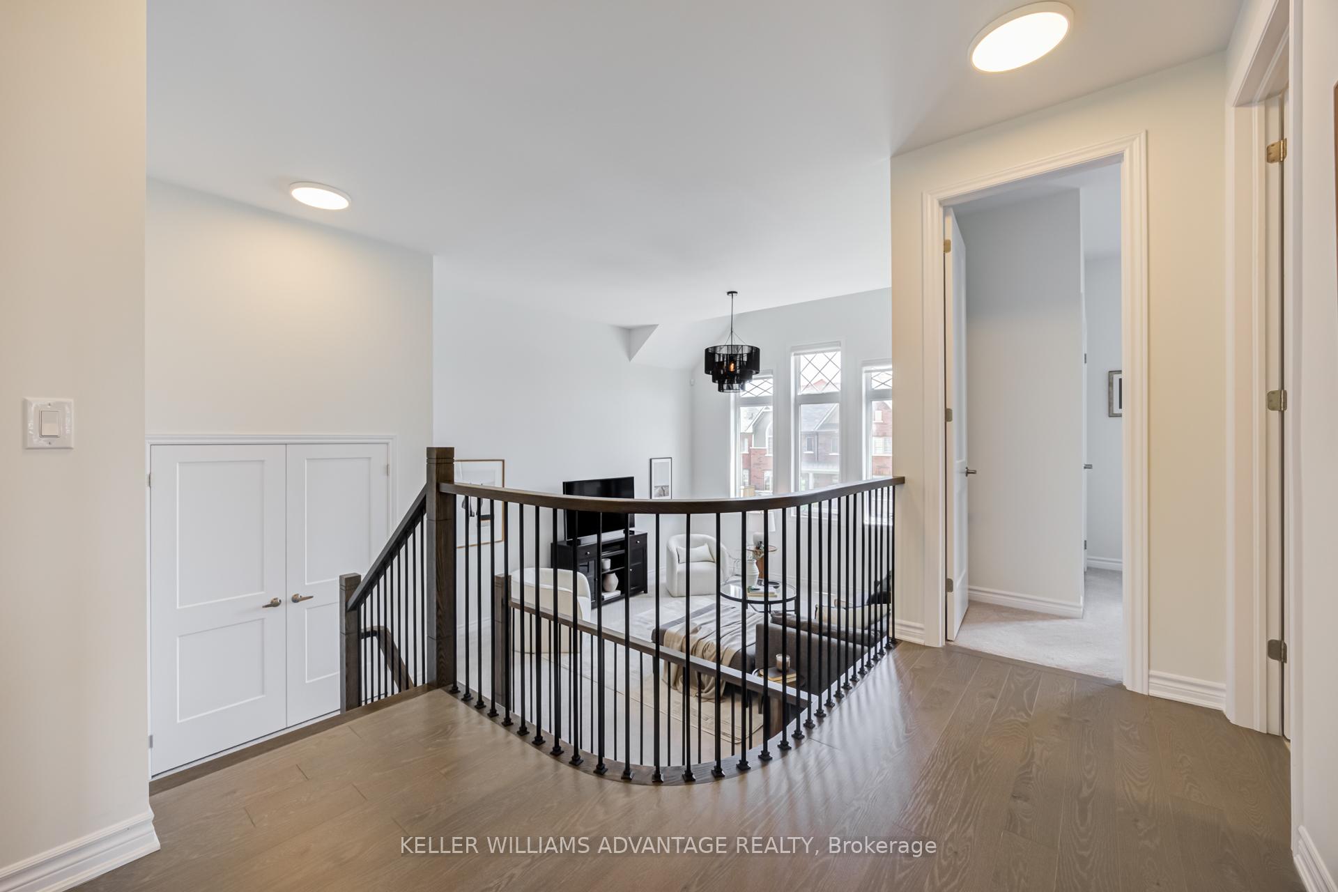 Photo 35 of 46 Sutcliffe Drive, Whitby, Rolling Acres — HOMEH